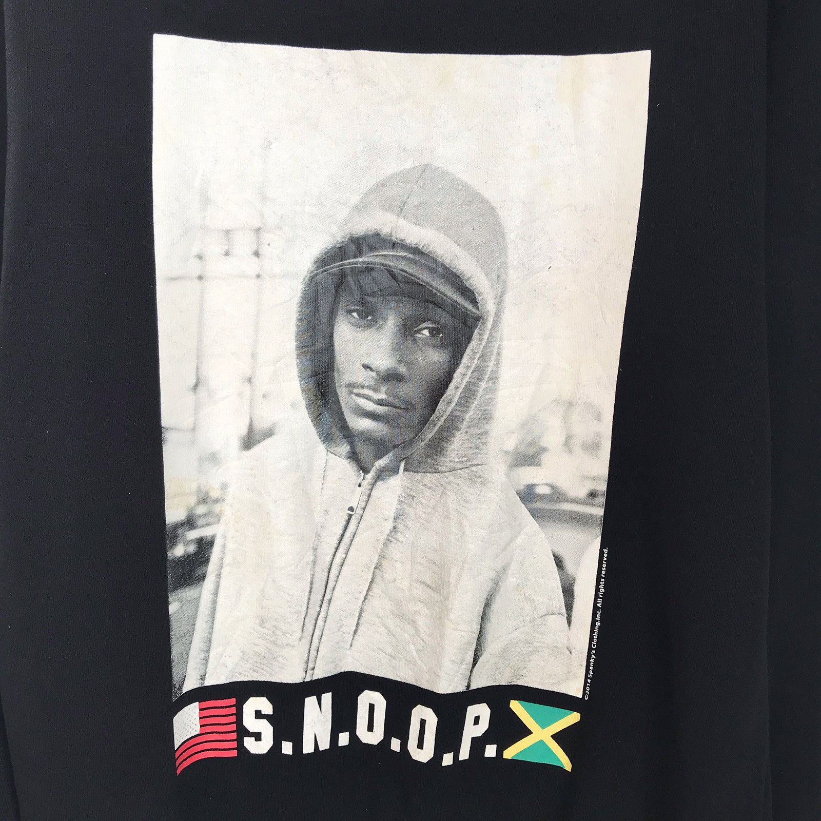 Snoop Dogg Limited Ed Snoop Dogg X H M Crewneck Jumper Pullover T-Shirts, Hoodie, Sweatshirt | AU16VibeMintTees.com