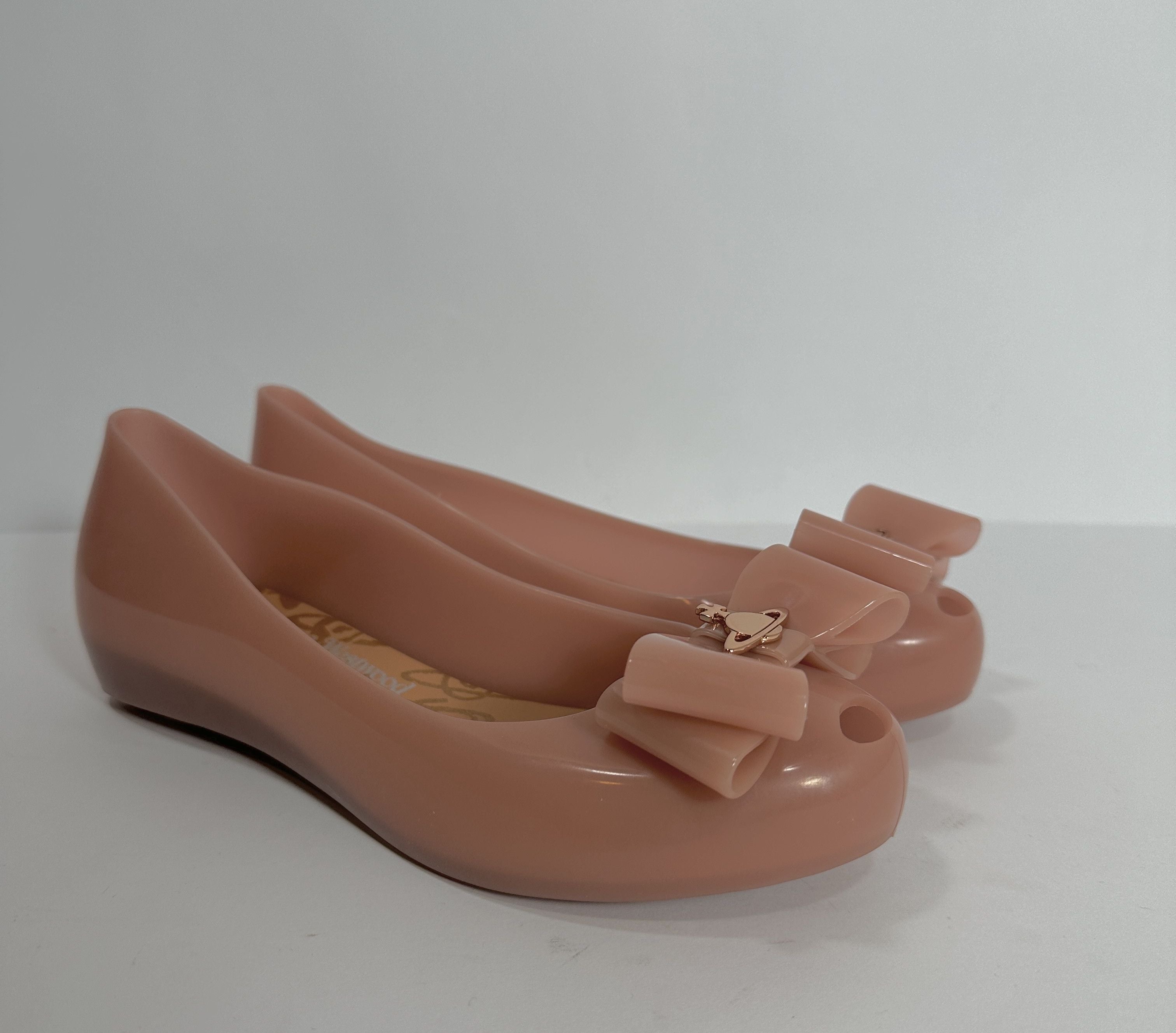 Vivienne Westwood Ultragirl Flats Nude Bor Orb T-Shirts, Hoodie, Sweatshirt | FlexRushtees.com