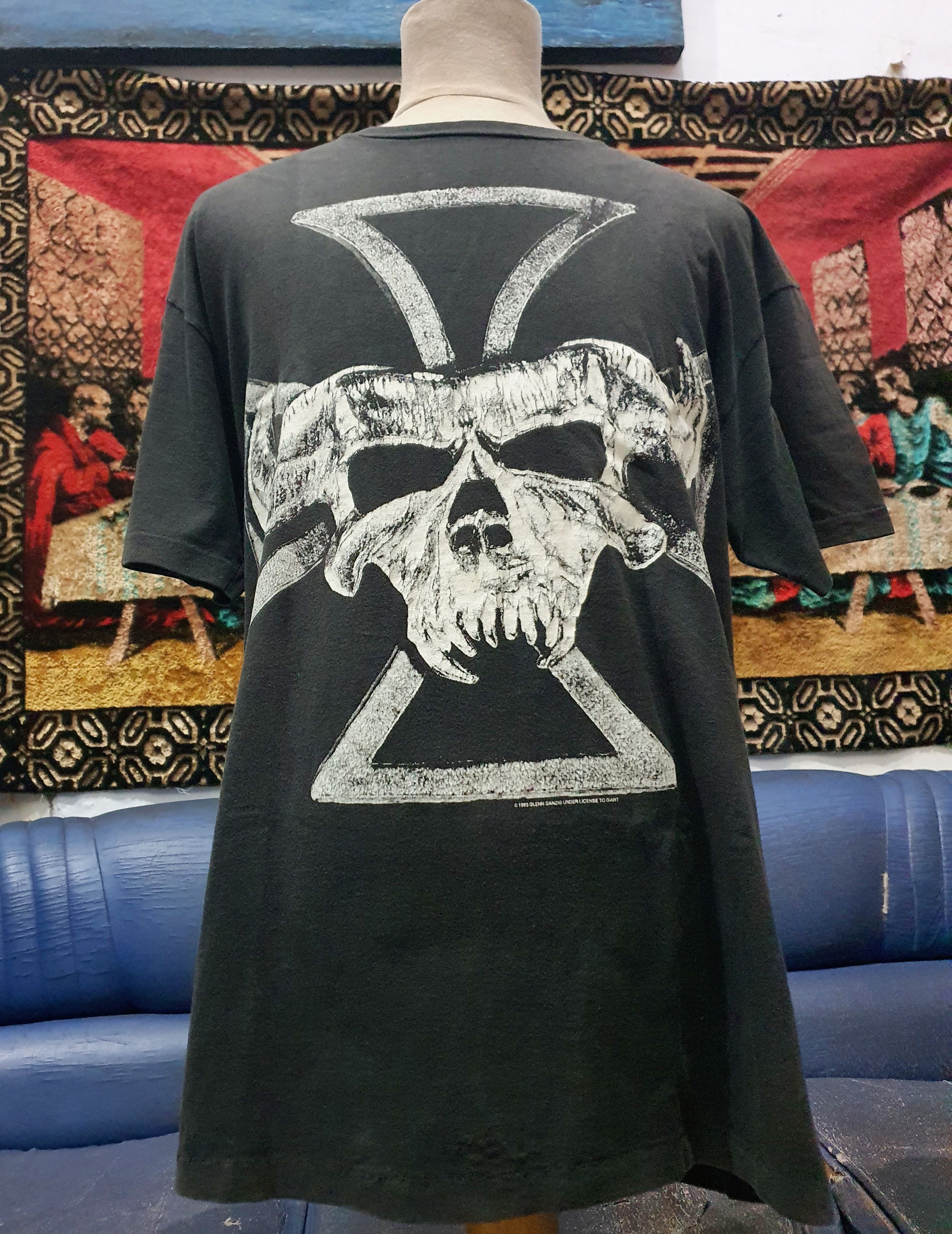 Misfits 90s Danzig Xl T-Shirts, Hoodie, Sweatshirt | FlexRushtees.com