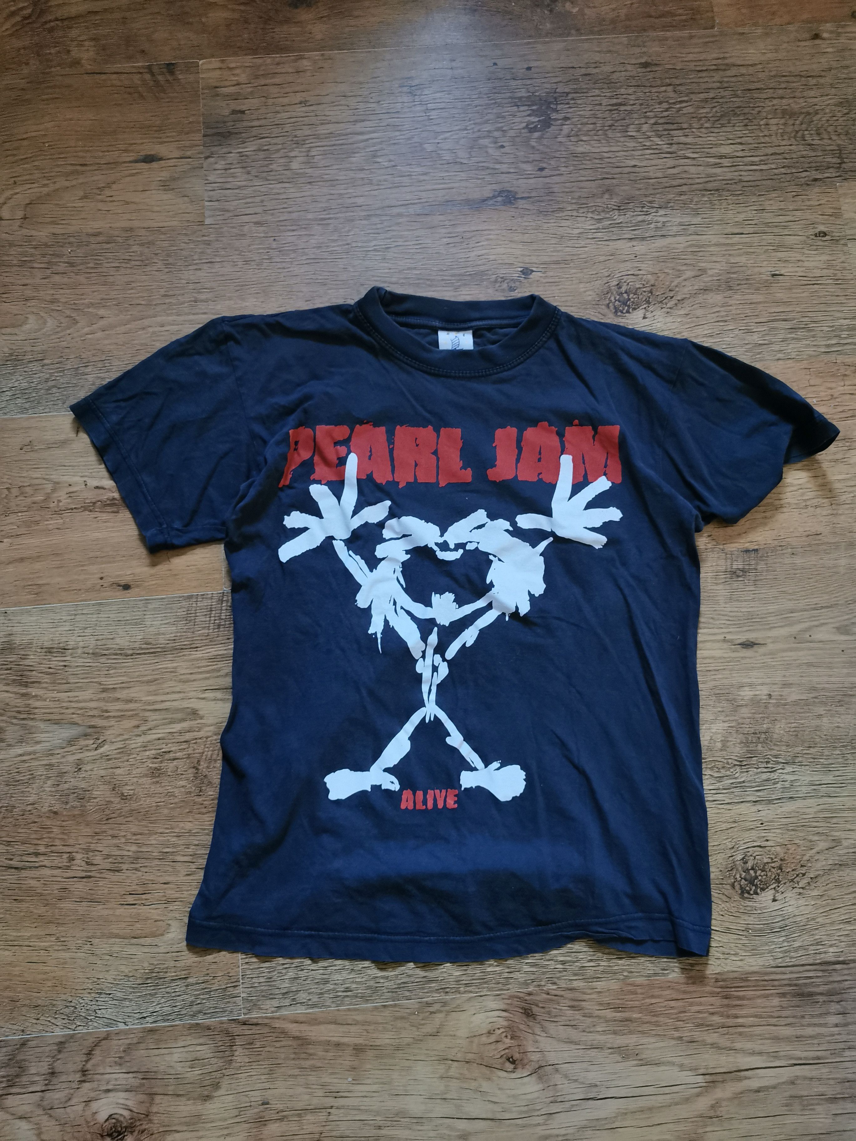Vintage Pearl Jam Alive Tshirt Hoodie, Sweatshirt | FlexRushtees.com