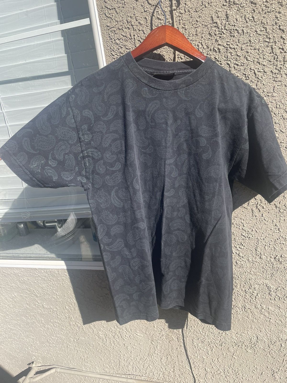 Vintage The Hundreds Original Paisley T Shirt Hoodie, Sweatshirt | FlexRushtees.com