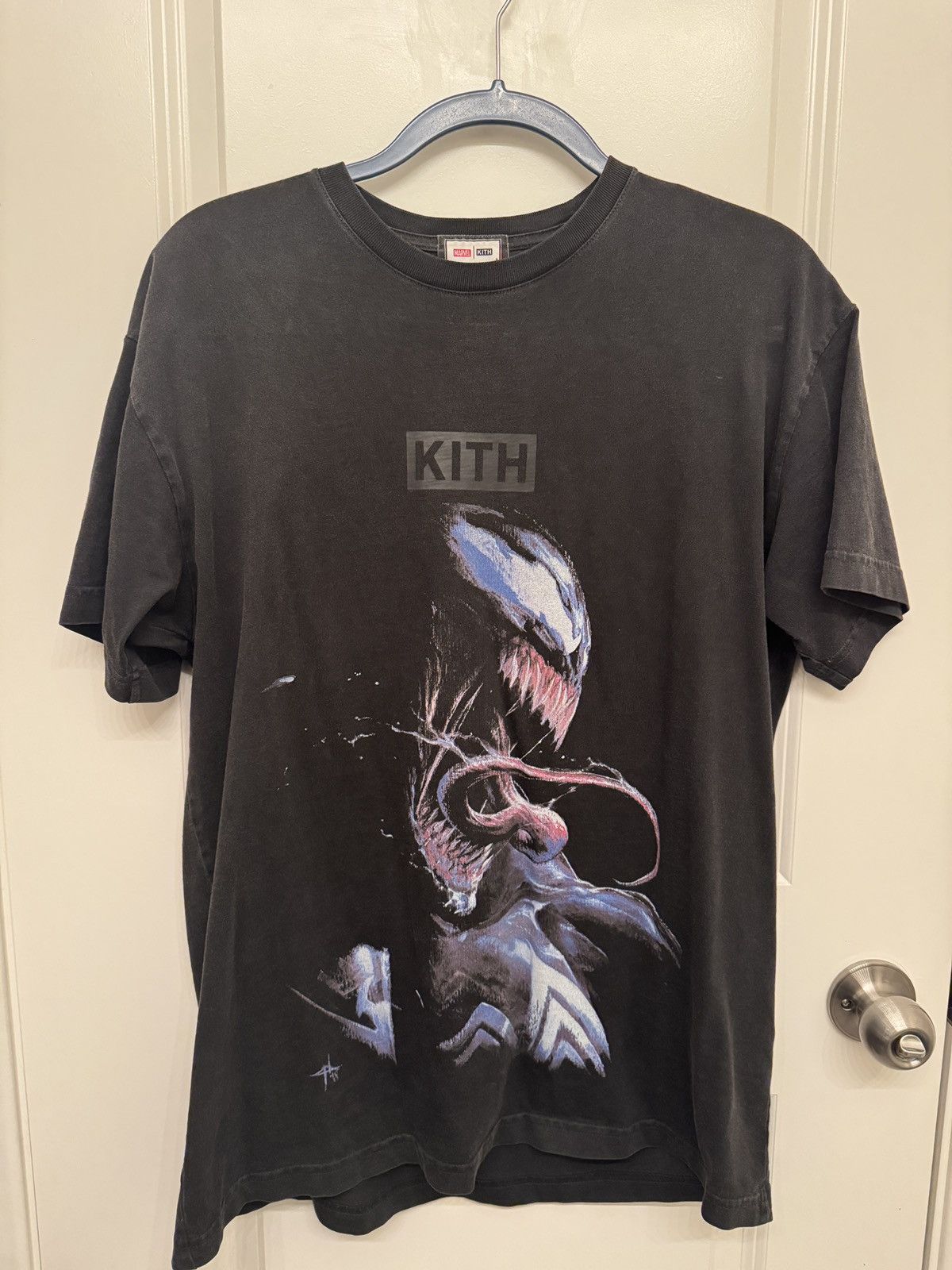 Kith Venom Graphic Tee Hoodie, Sweatshirt | FlexRushtees.com