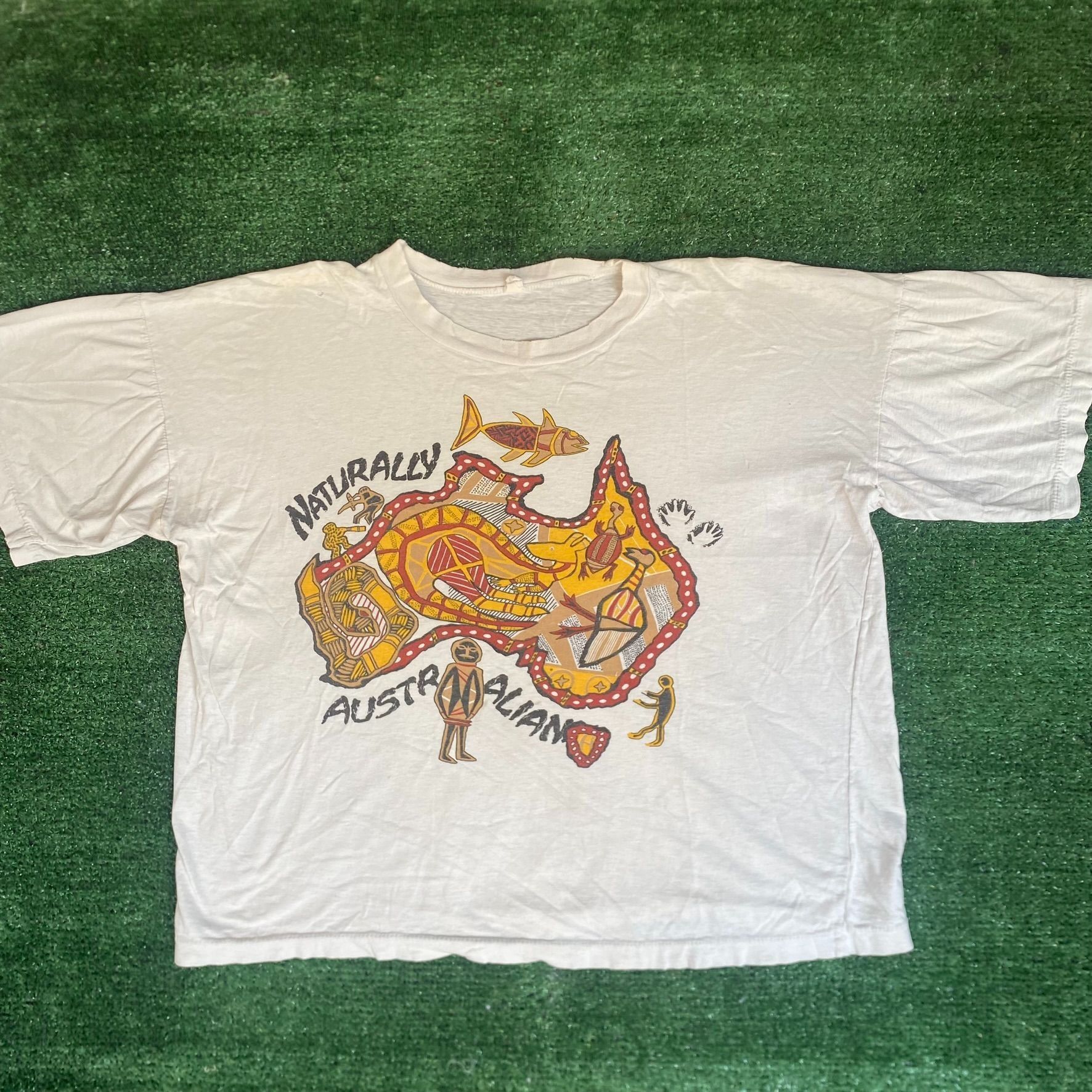 Vintage 90s Australia Nature Shirt Tribal Animal Tourist Tee