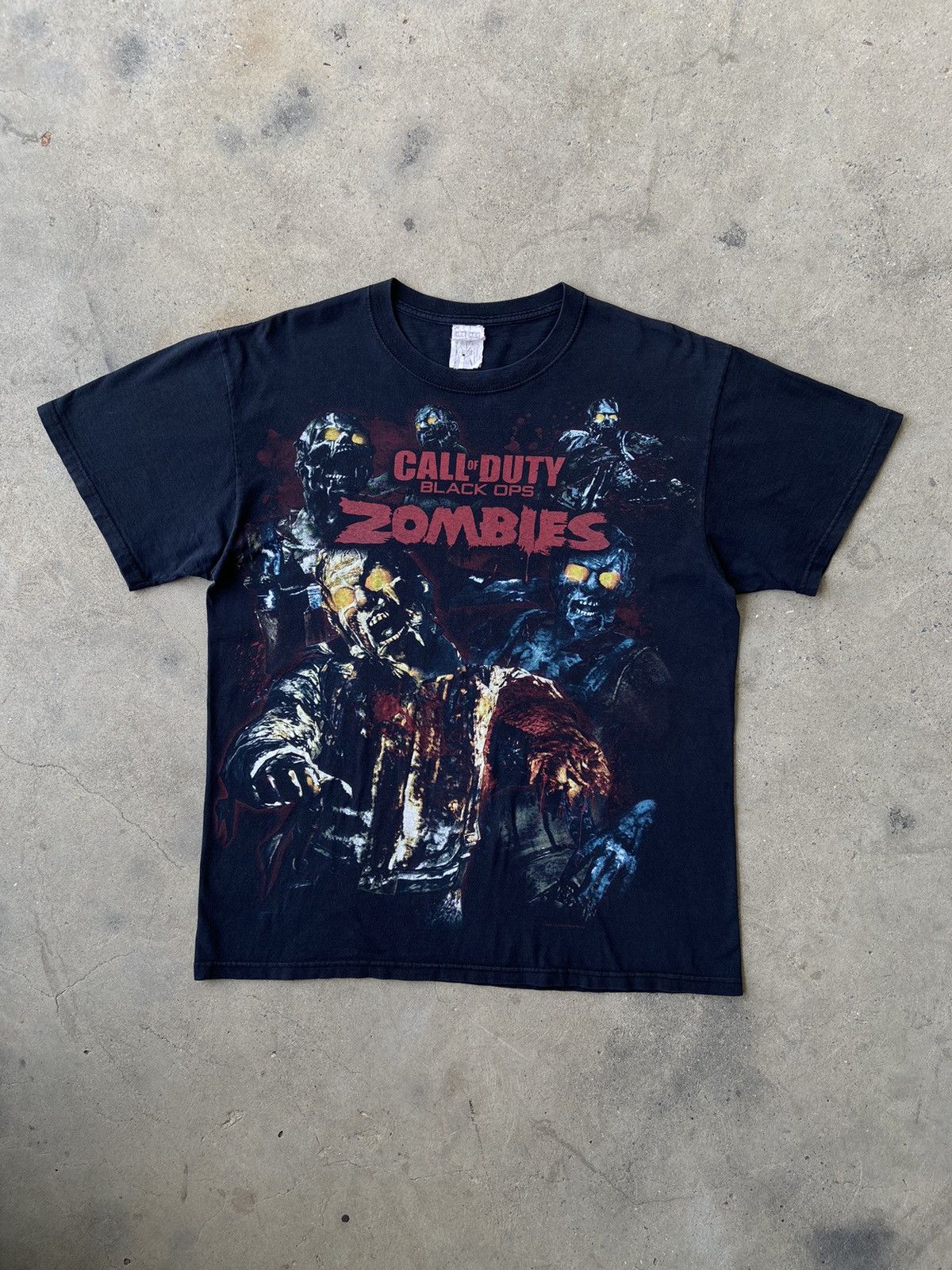 Vintage Call Of Duty Black Ops Zombies Game Tee 2011s