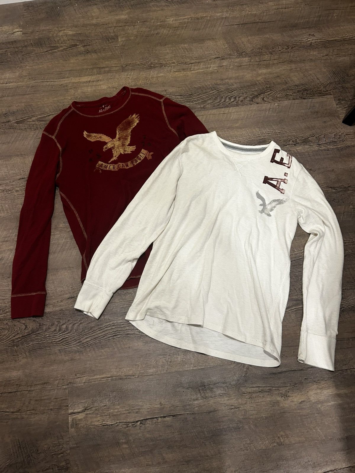 Eagle Outfitters American Eagle Large Long Sleeve Thermal Shirts