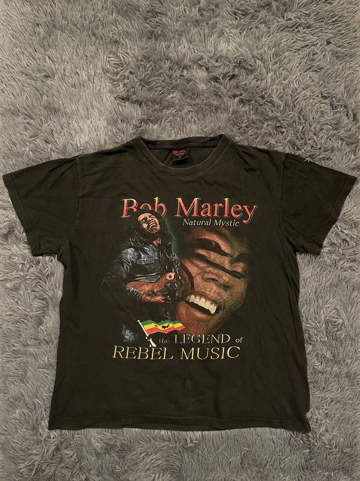 Bob Marley X Vintage Bob Marley 90s Vintage Printed T Shirt Hoodie, Sweatshirt | FlexRushtees.com