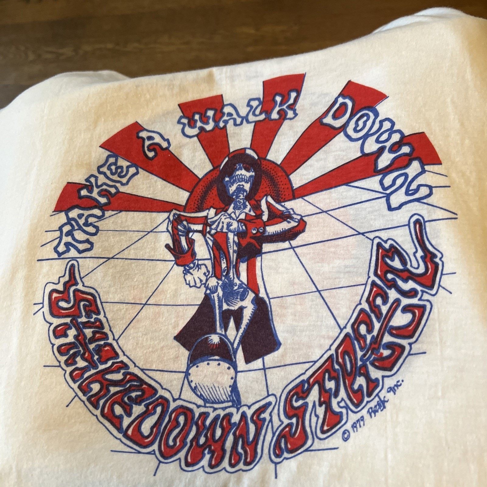 Grateful Dead Vintage 70s Grateful Dead T Shirt Shakedown Street Relix Mag