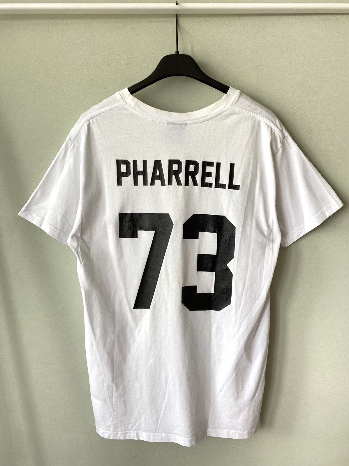 Les Artists Pharell 73 Club Les Artists T Shirt