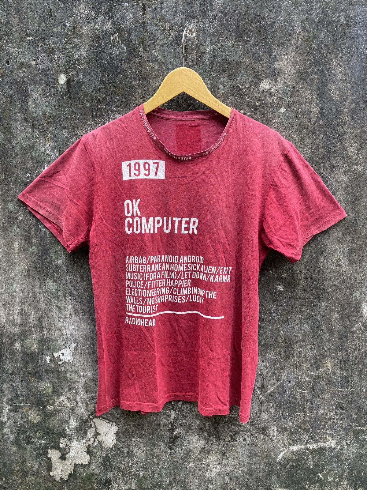 Vintage Radiohead Ok Computer Sun Faded Tee Hoodie, Sweatshirt | FlexRushtees.com