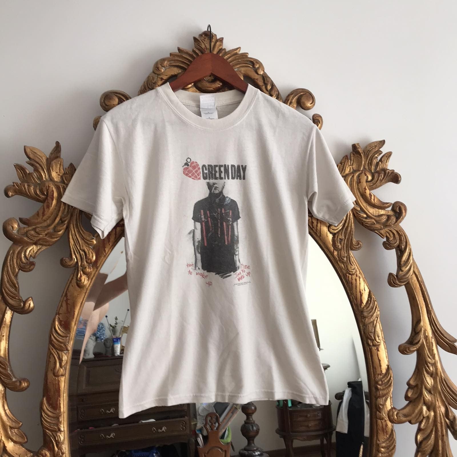 Vintage Green Day 2005 Vintage T Shirt Sz S Hoodie, Sweatshirt | FlexRushtees.com