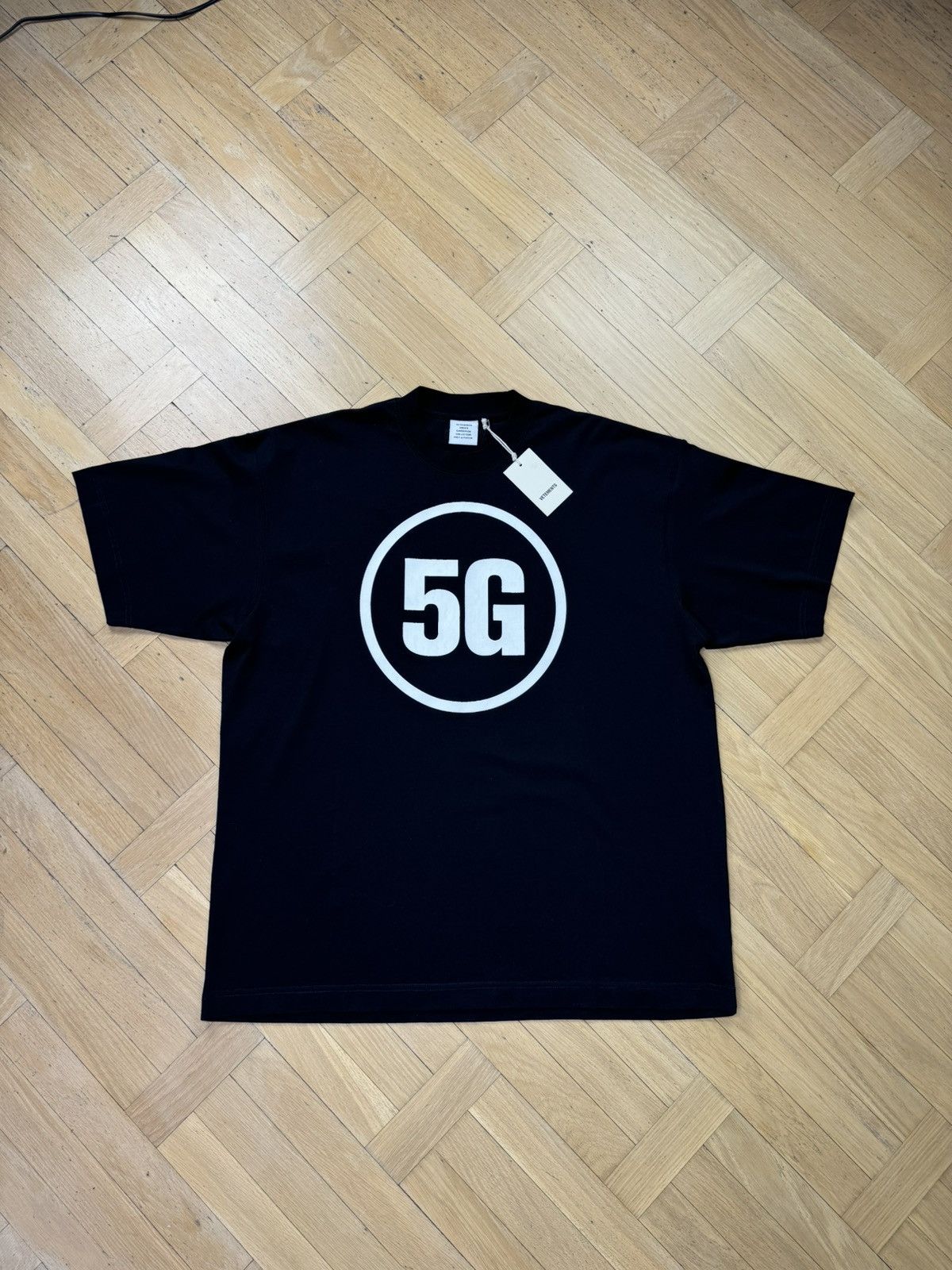 Vetements 5g Oversize Black Tee Hoodie, Sweatshirt | FlexRushtees.com
