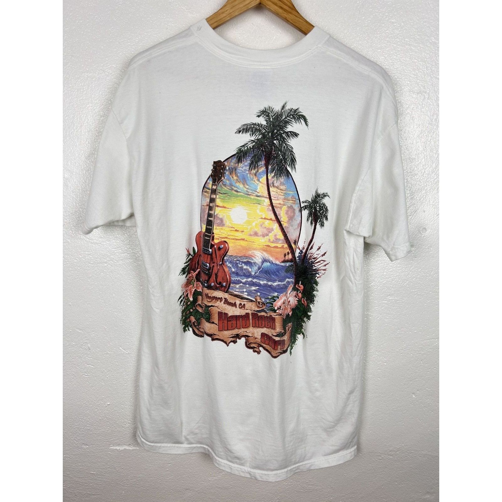 Hard Rock Cafe 90s Vintage Hard Rock Cafe Newport Beach Collectable Tee