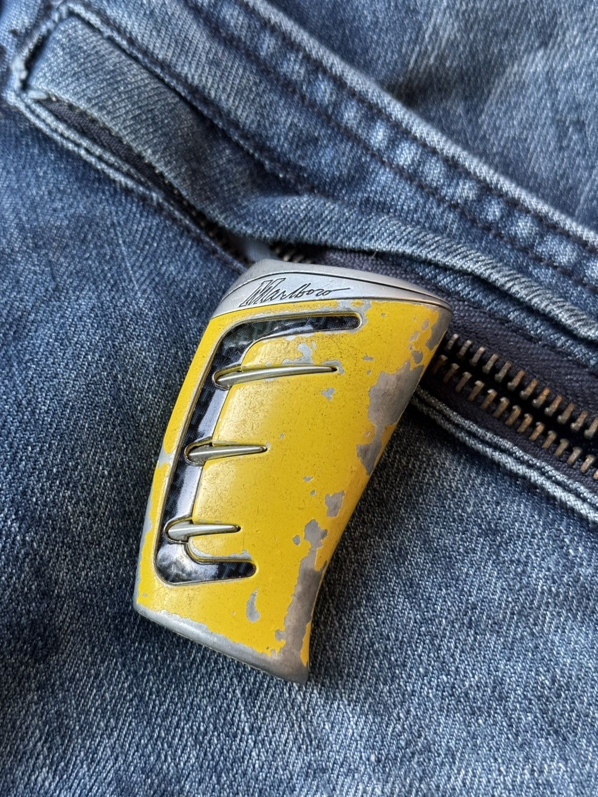 Marlboro Lighter Vintage 90s Metal Y2k