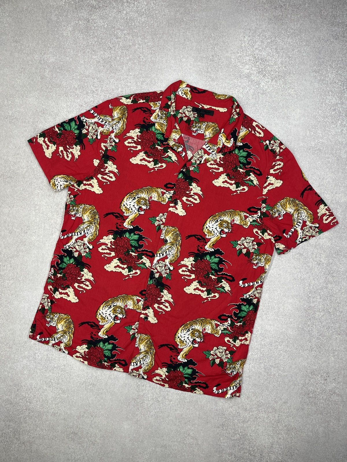 Other Mens Maison Cinqcent Japanese Style Shirt Tiger Full Print Hoodie, Sweatshirt | FlexRushtees.com