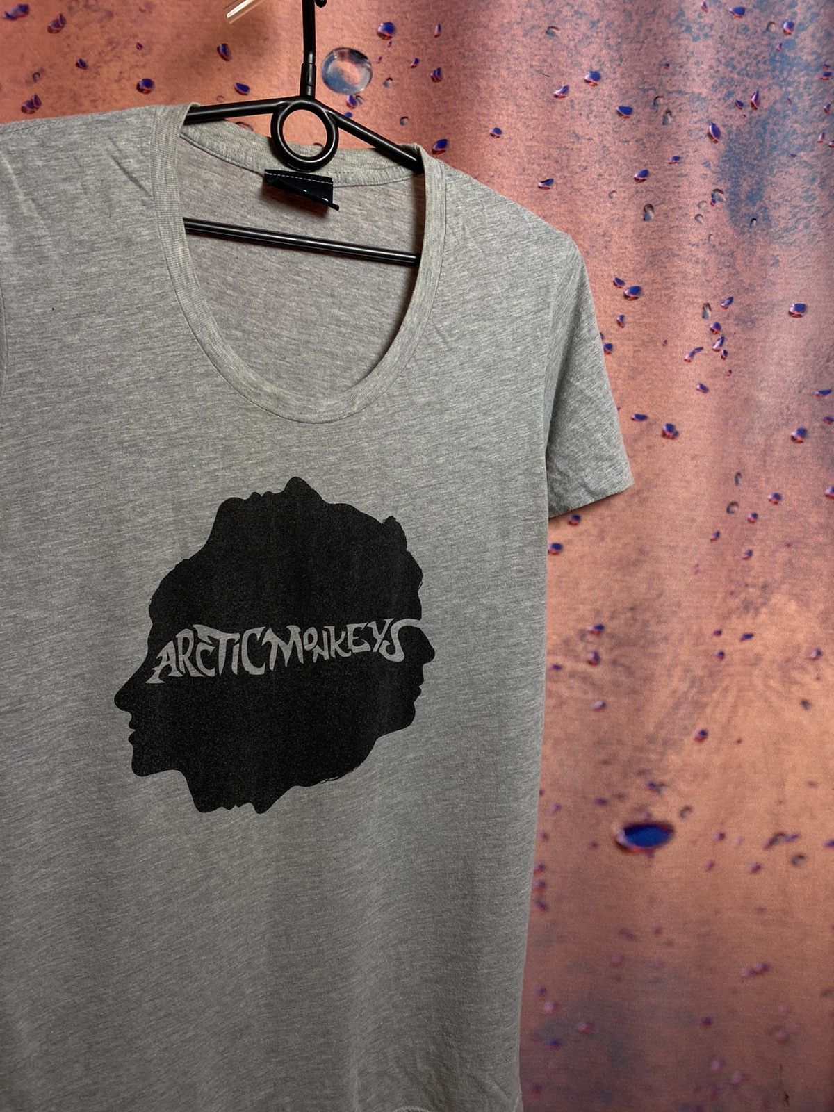 Vintage Arctic Monkeys Band Rock Tee Hoodie, Sweatshirt | AU16VibeMintTees.com