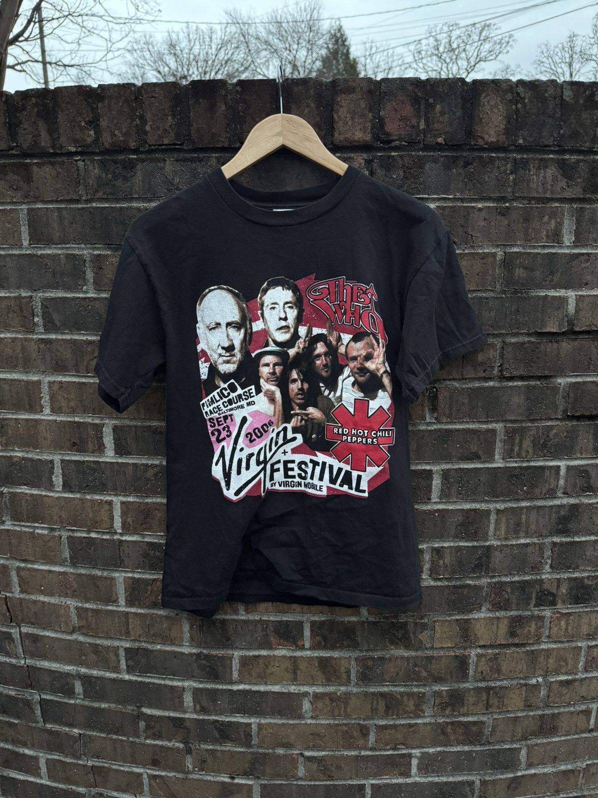 Vintage Red Hot Chili Peppers Tour Festivial Shirt 2006 Y2k Hoodie, Sweatshirt | FlexRushtees.com