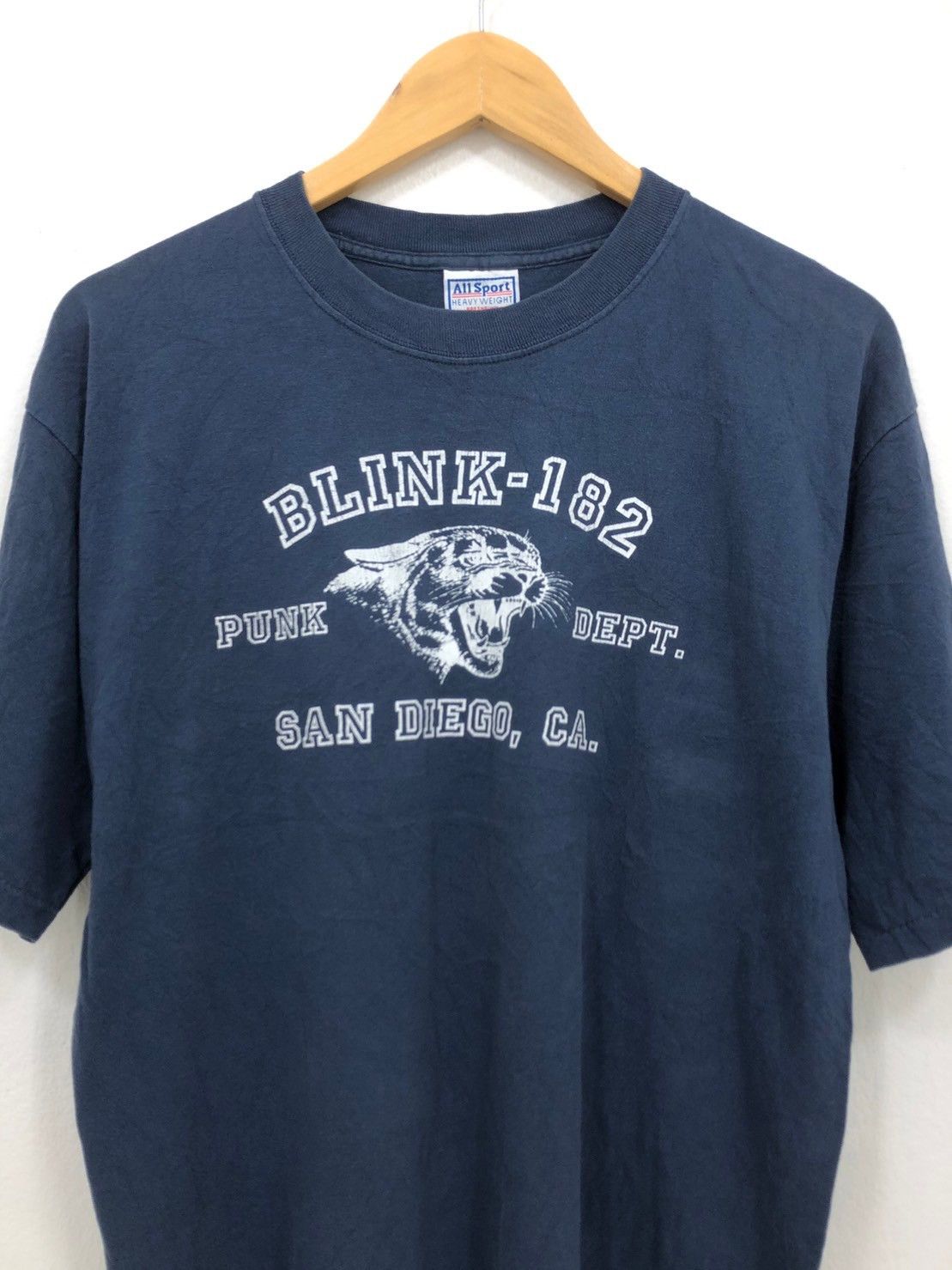 Vintage 00 S Blink 182 Punk Dept San Diego Ca Shirt Wts01 Hoodie, Sweatshirt | FlexRushtees.com