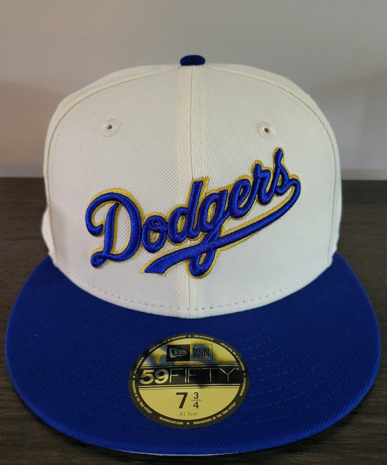 New Era Firm 7 3 4 Pro Image Los Angeles Dodgers Dr Dre Hook T-Shirts, Hoodie, Sweatshirt | AU16VibeMintTees.com