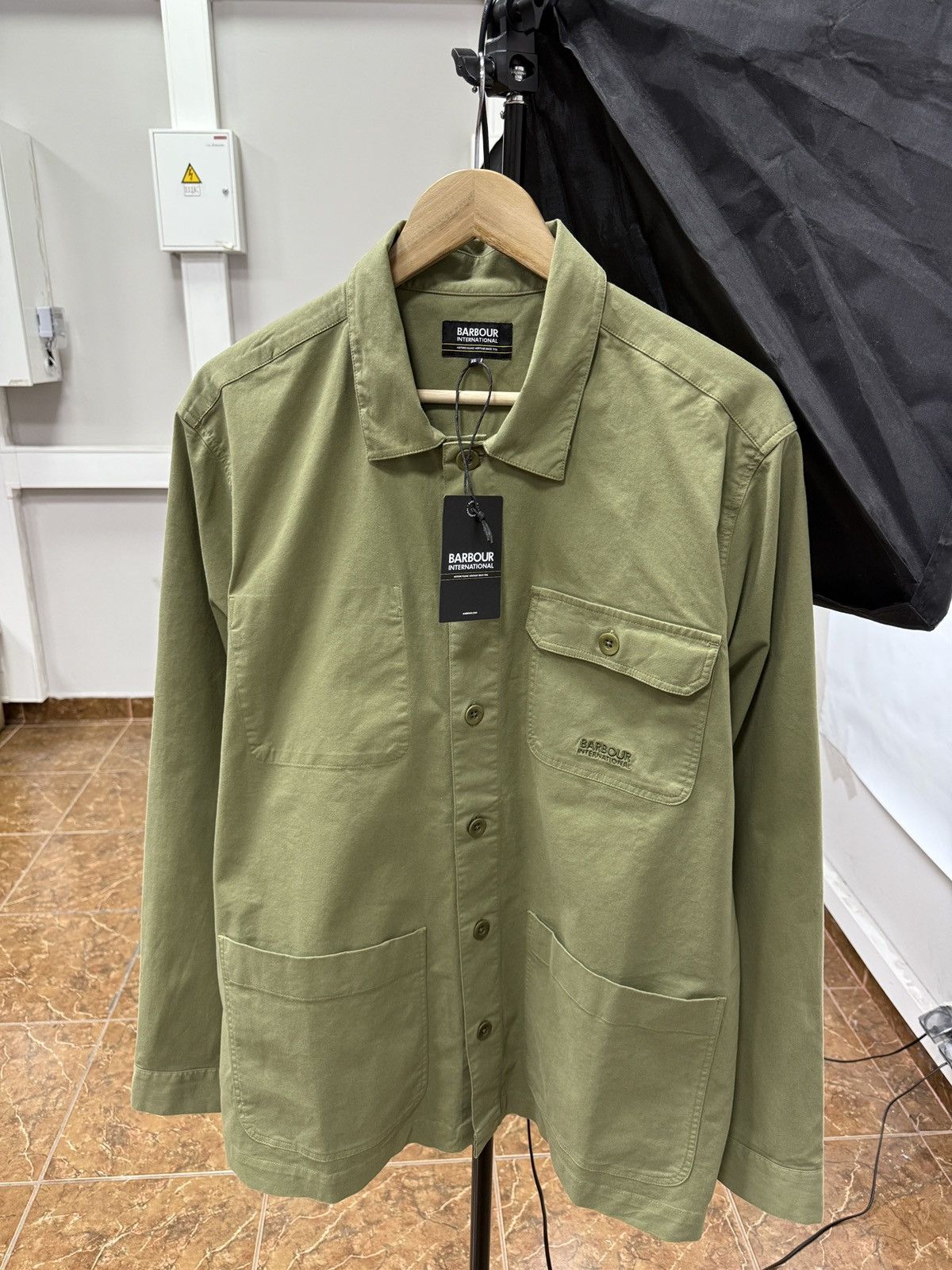 Noah New Barbour International Ruiz Overshirt Bleached Olive