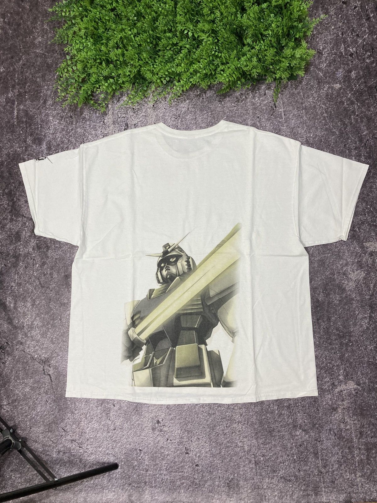 Anime Vintage Robot Gundam Anime Japan Movie Oversized T Shirt Tee Hoodie, Sweatshirt | FlexRushtees.com