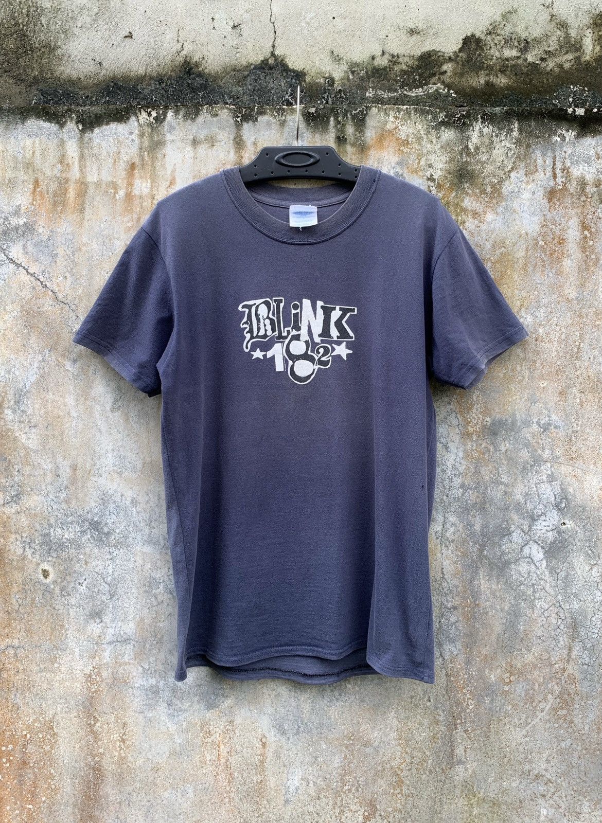 Punk And Yo X Vintage Vintage Blink 182 Band Tees Hoodie, Sweatshirt | FlexRushtees.com