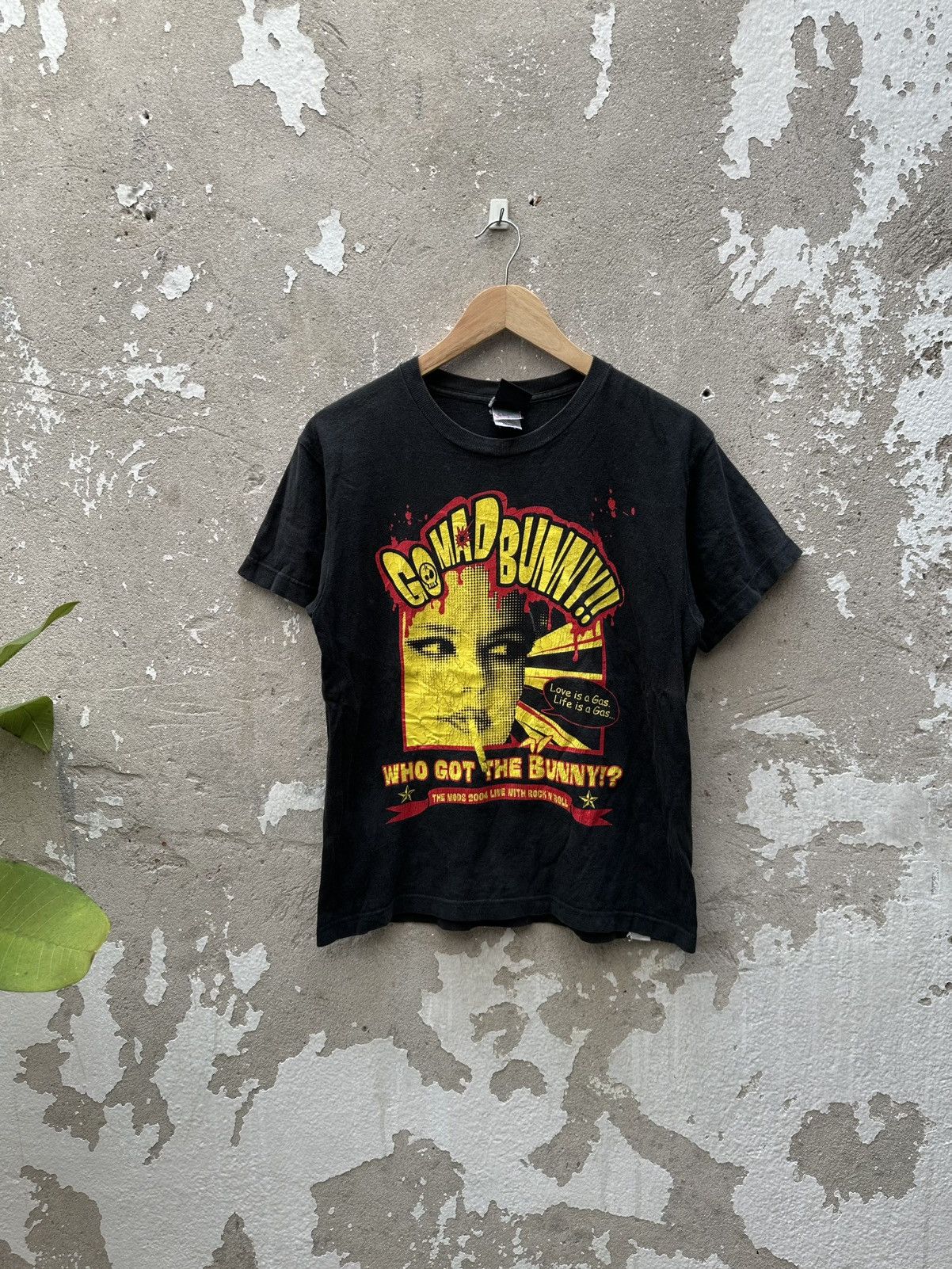 Band Tees Vintage Go Mad Bunny Live Tour Japan Tees Hoodie, Sweatshirt | FlexRushtees.com