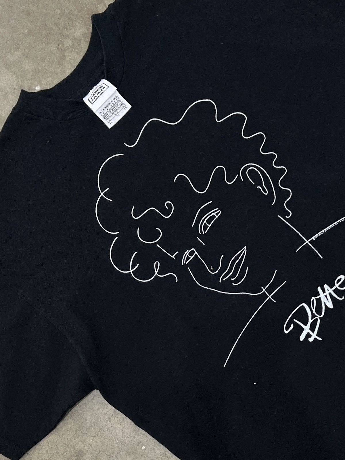 Vintage 1997 Bette Midler Line Art Tour Nice Man Tee Xl Hoodie, Sweatshirt | FlexRushtees.com