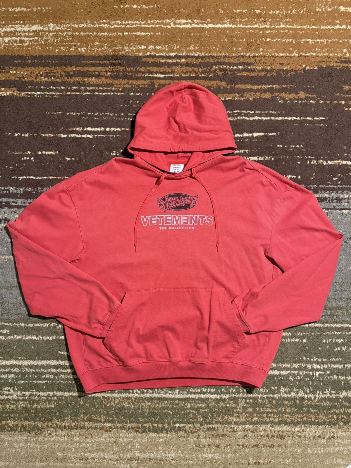Vetements Ss18 The Collection Graffiti Oversized Hoodie T-Shirts, Sweatshirt | FlexRushtees.com