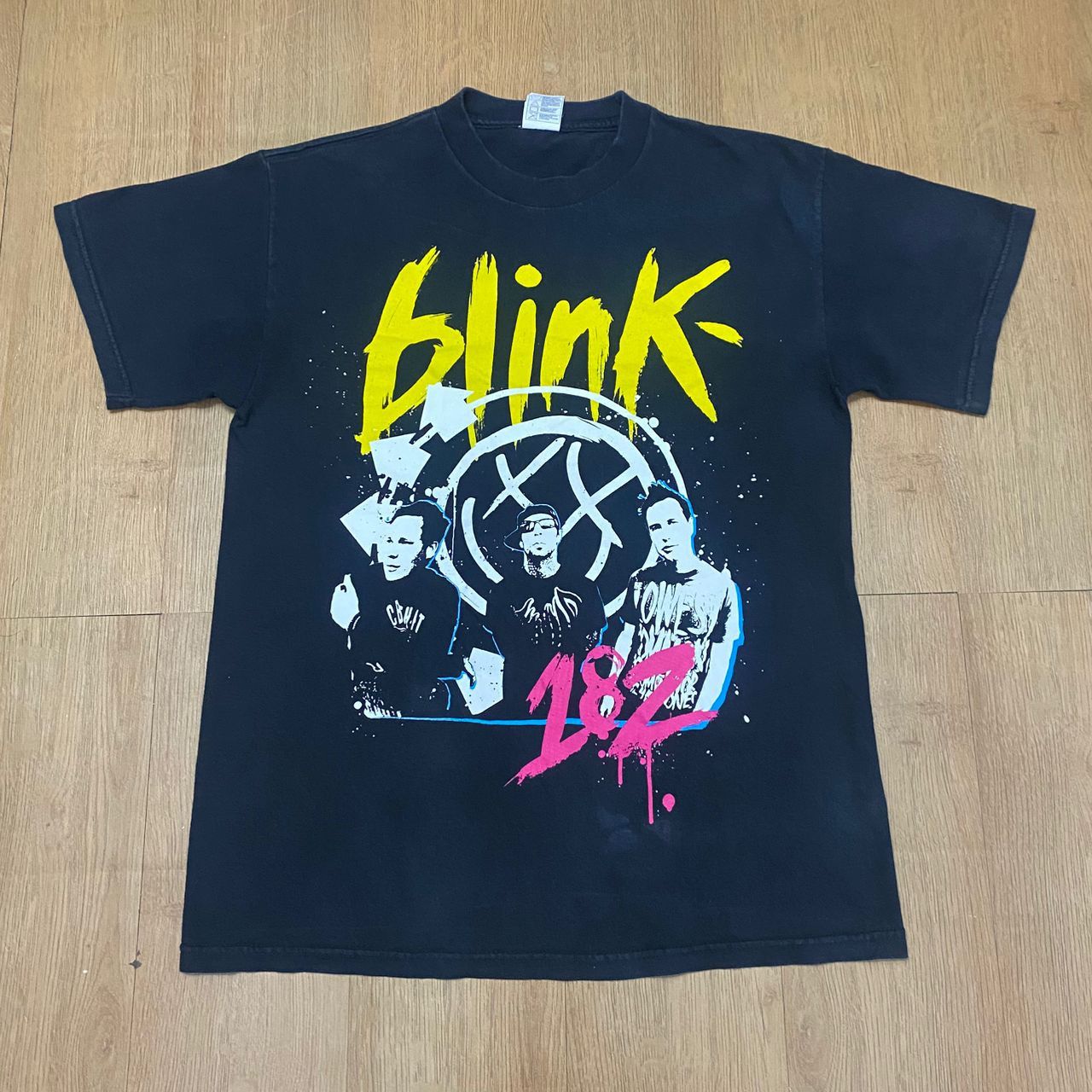 Vintage Y2k Blink 182 Tour Summer 2009 T-Shirts, Hoodie, Sweatshirt | FlexRushtees.com