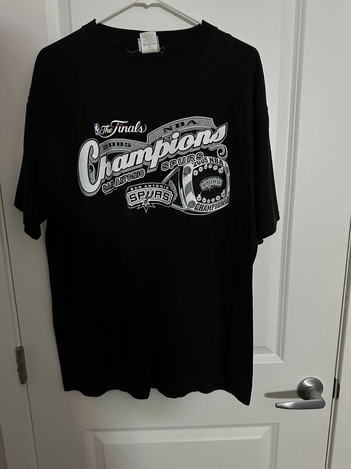 Vintage San Antonio Spurs 2005 Champion Shirt