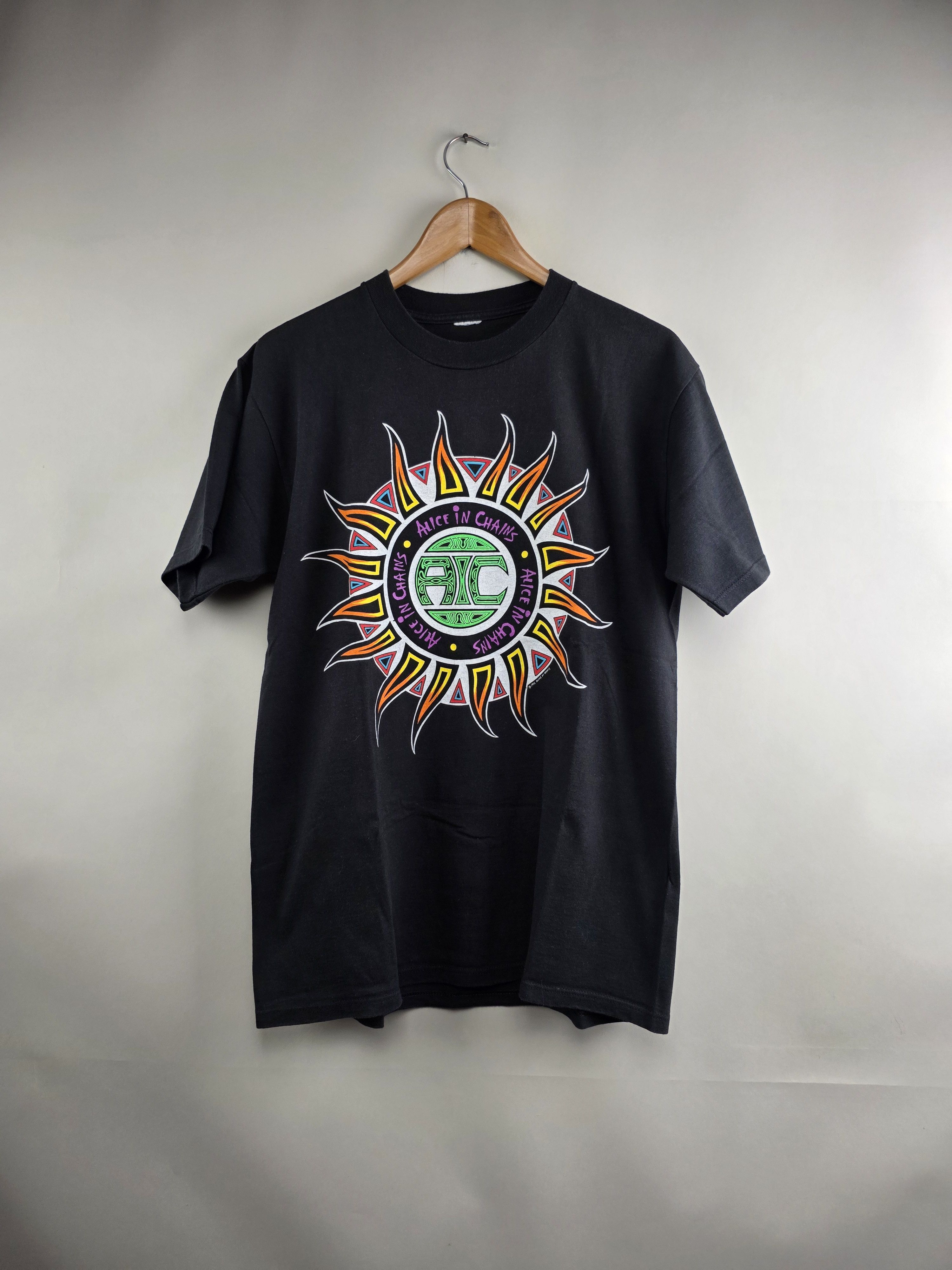 Vintage 1992 Alice In Chains From The Band That Gave You Would M T-Shirts, Hoodie, Sweatshirt | FlexRushtees.com