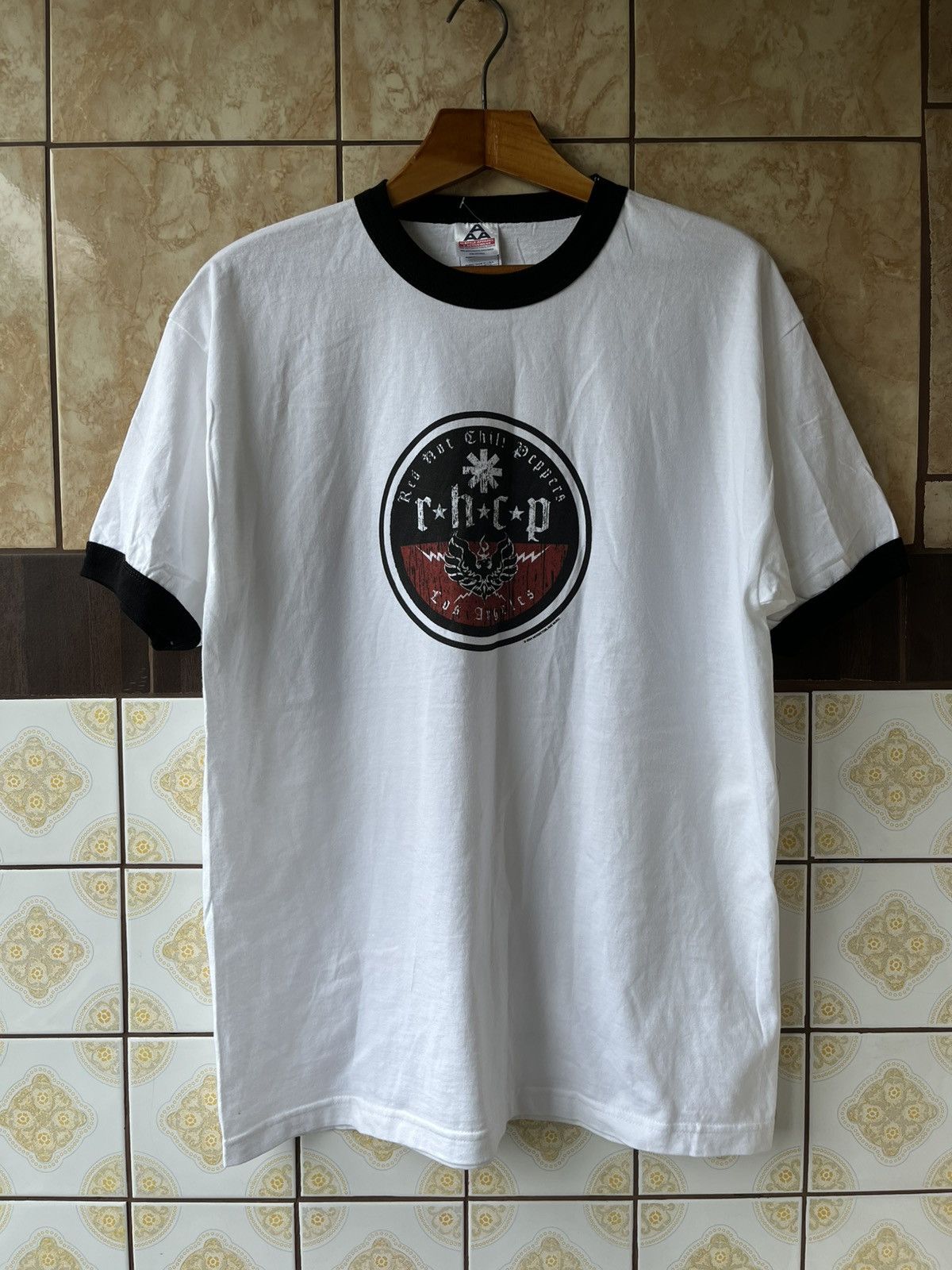 Band Tees Vintage Red Hot Chili Peppers Los Angeles 2004 T Shirt Hoodie, Sweatshirt | FlexRushtees.com