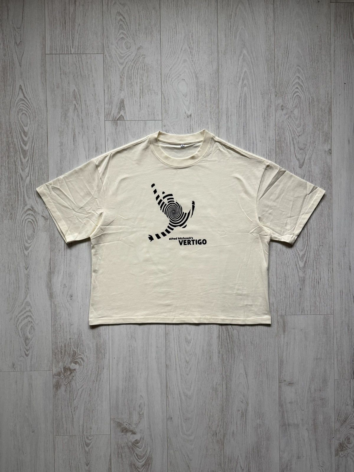 Other Alfred Hitchcock Vertigo Custom Vintage Retro Boxy T Shirt M Hoodie, Sweatshirt | FlexRushtees.com