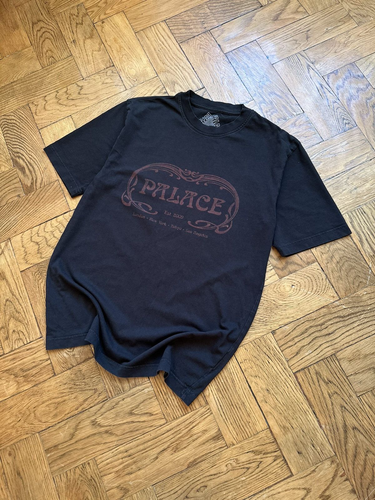 Palace Palais T Shirt Hoodie, Sweatshirt | FlexRushtees.com