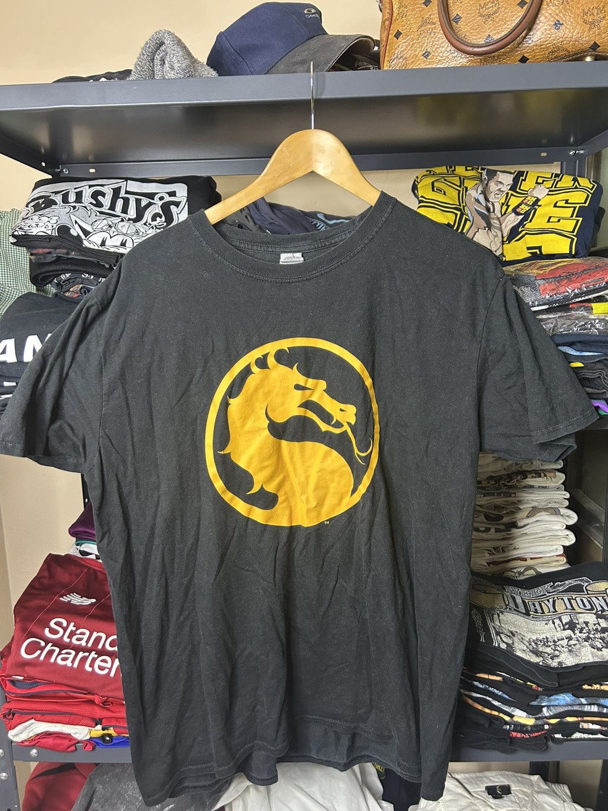 Vintage Mortal Kombat Yellow Logo Tee Xl