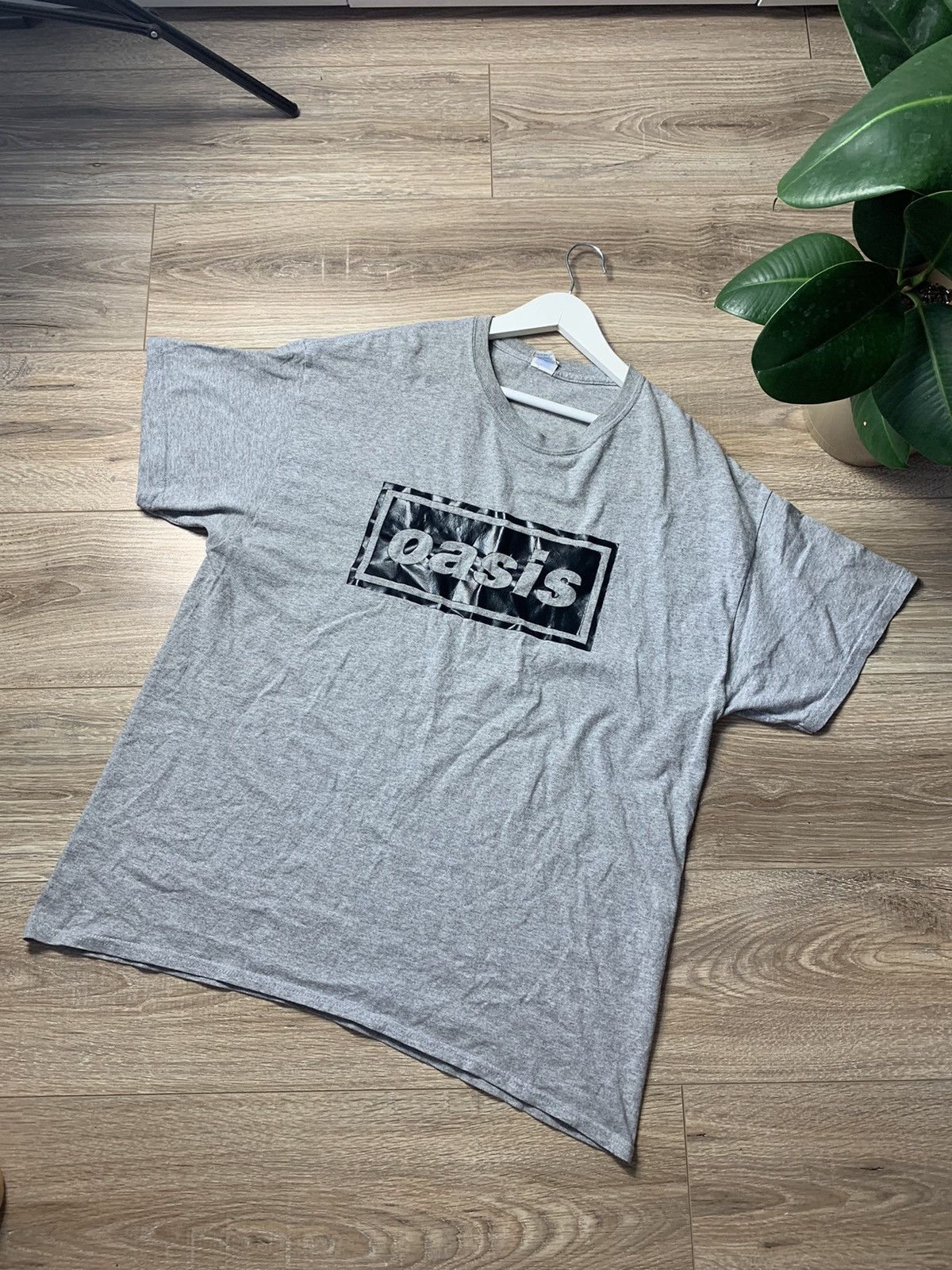 Vintage Oasis Tour Tee Big Logo Y2k Hoodie, Sweatshirt | FlexRushtees.com