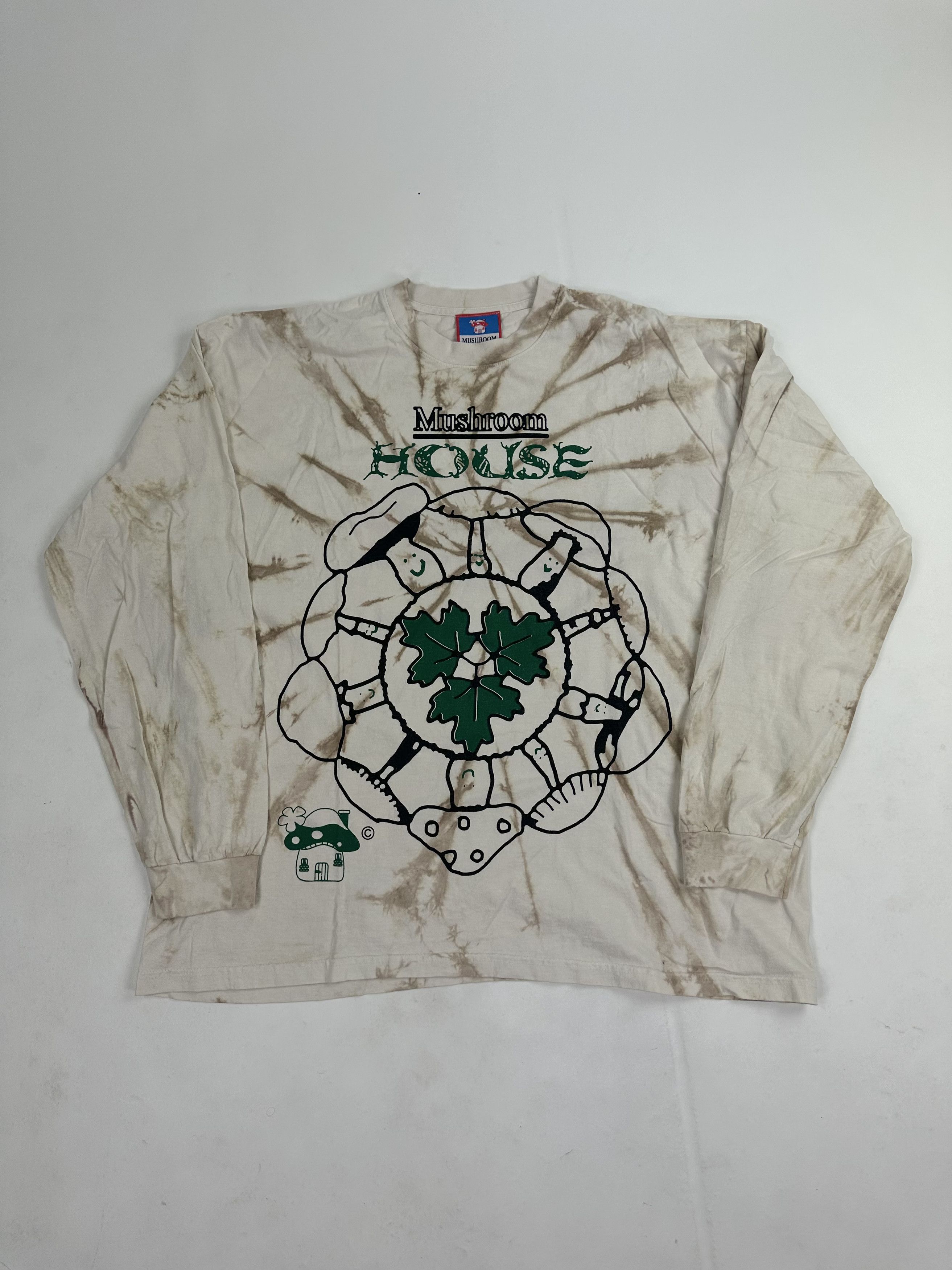 Ceramics Online Ceramics Mushroom House Long Sleeve