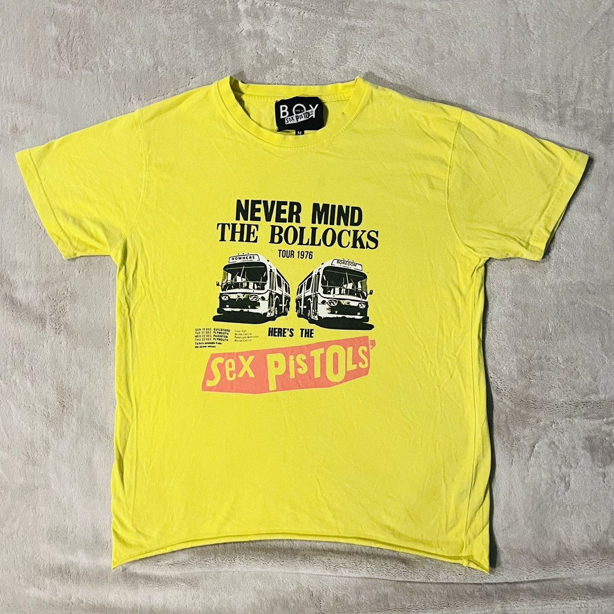 London Boy London Sex Pistols 1976 Never Mind The Bollocks Shirt M Hoodie, Sweatshirt | FlexRushtees.com