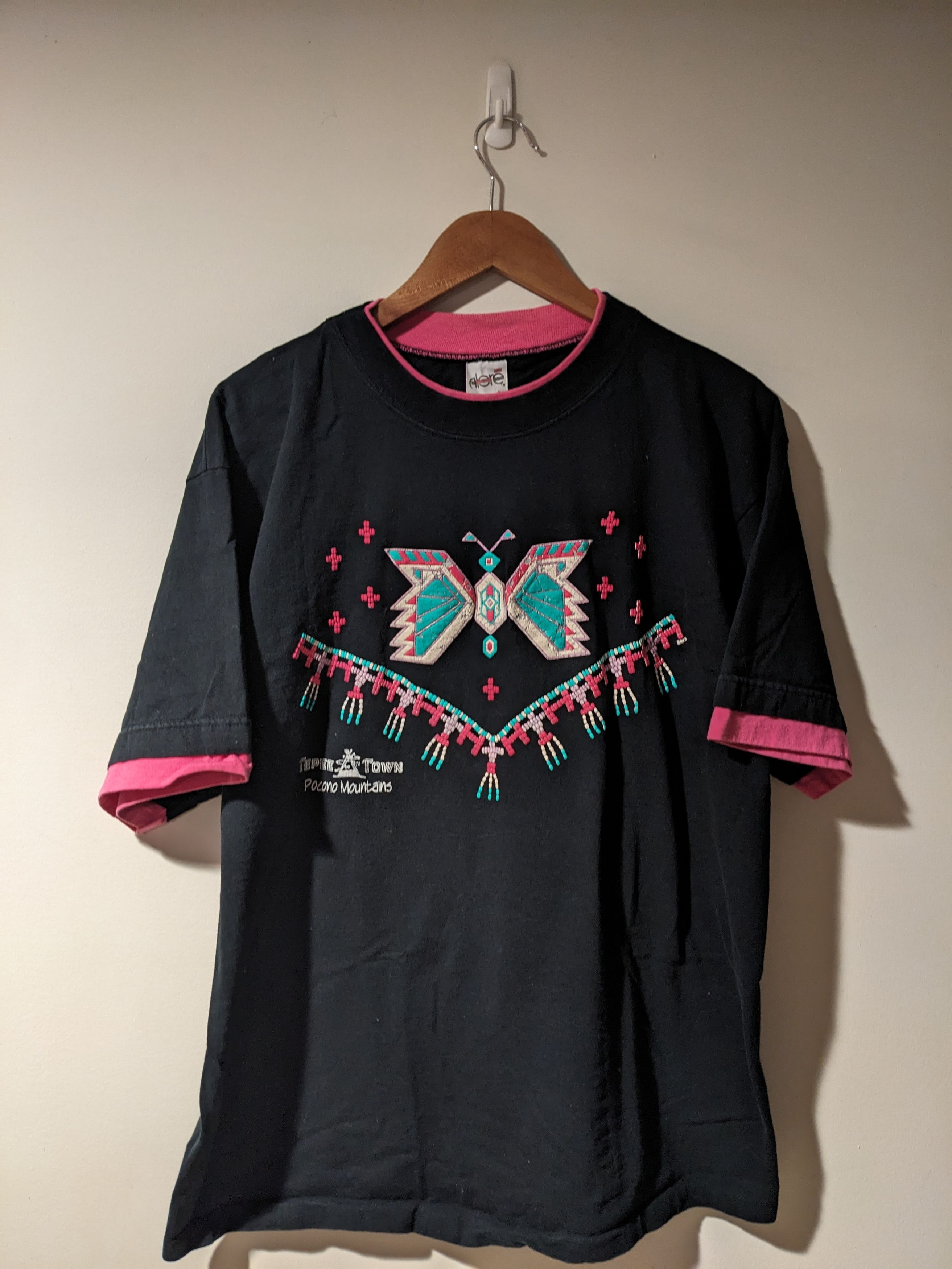 Vintage 90s Tepee Tower Pocono Mountain Tribal T Shirt