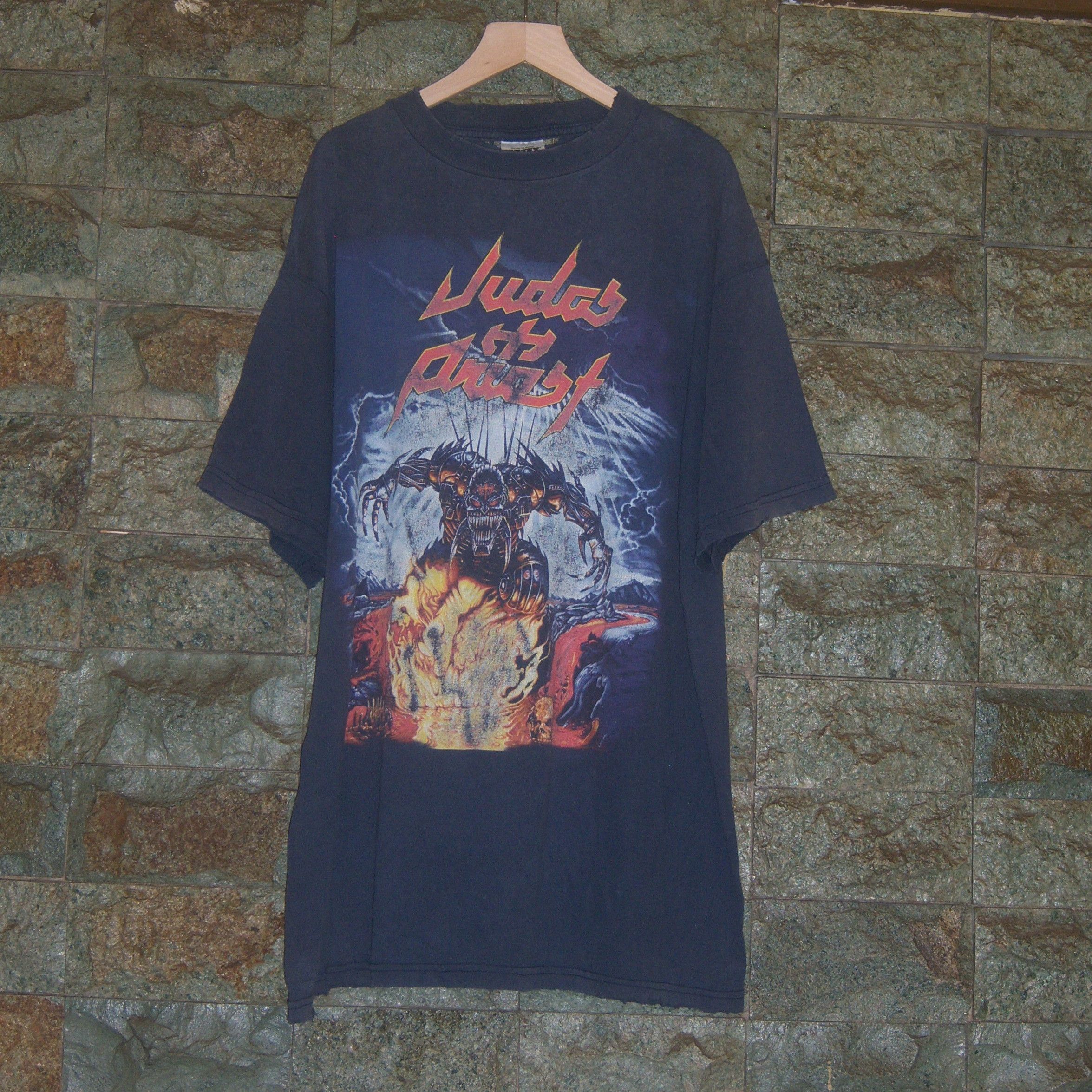 Tultex X Vintage 1998 Judas Priest Jugulator World Tour Distressed T-Shirts, Hoodie, Sweatshirt | FlexRushtees.com