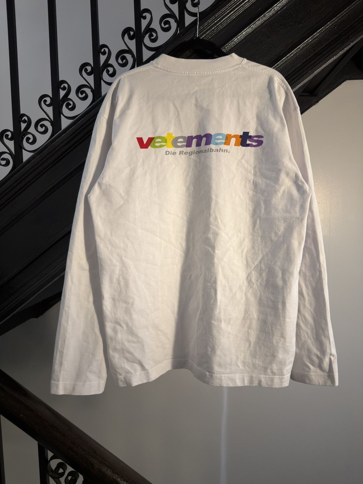 Vetements Demna Die Regionalbahn T-Shirts, Hoodie, Sweatshirt | FlexRushtees.com