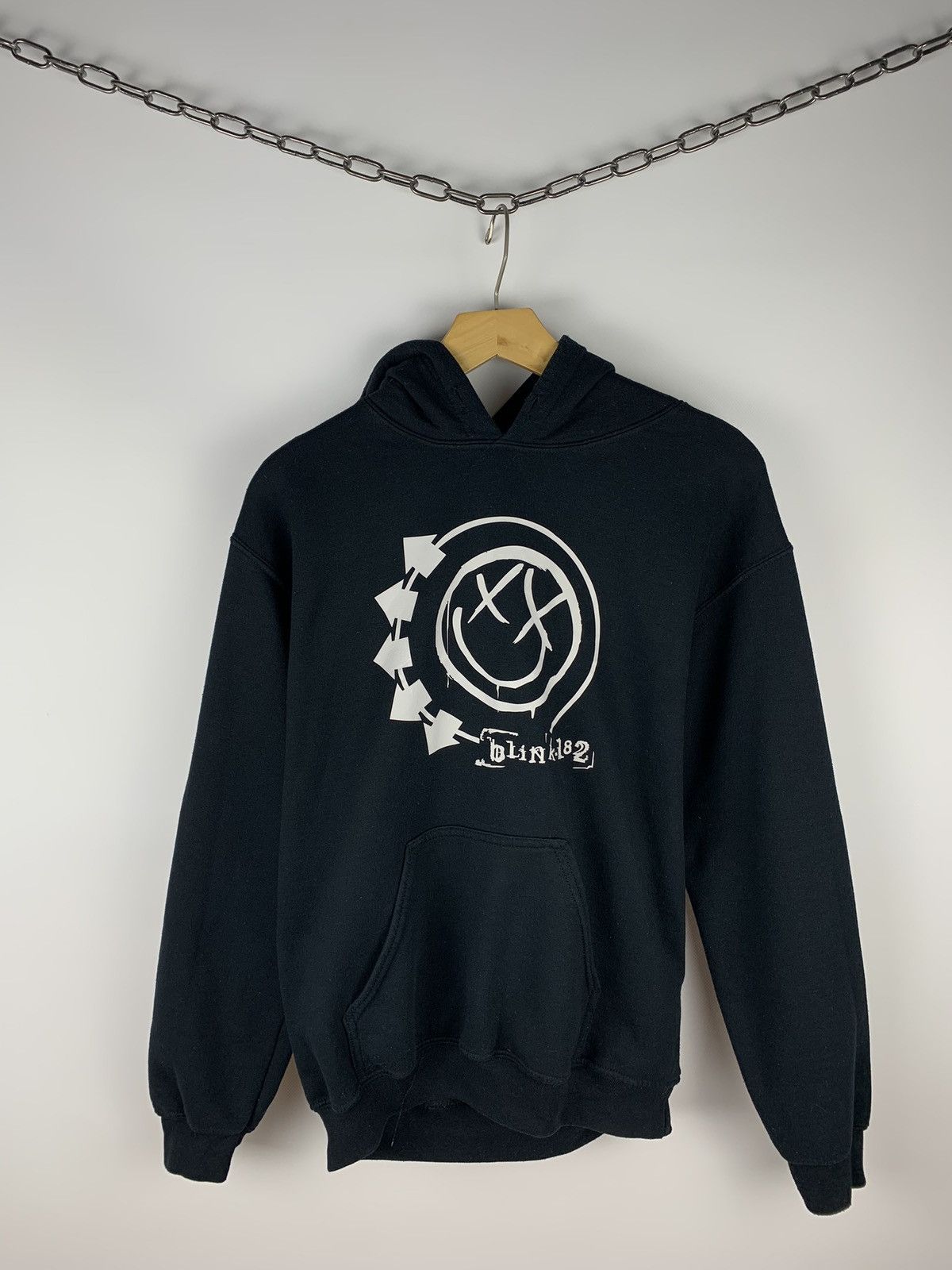 Band Tees Blink 182 Rock Band Hoodie Men S Size S Black Long Sleeve Sweatshirt | AU16VibeMintTees.com
