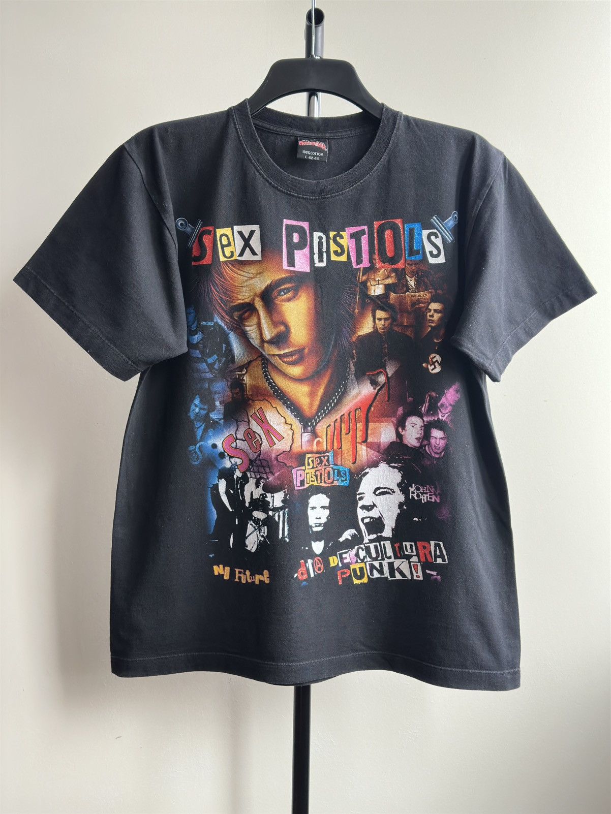 Vintage Y2k Sex Pistols Graphic Tee Hoodie, Sweatshirt | FlexRushtees.com