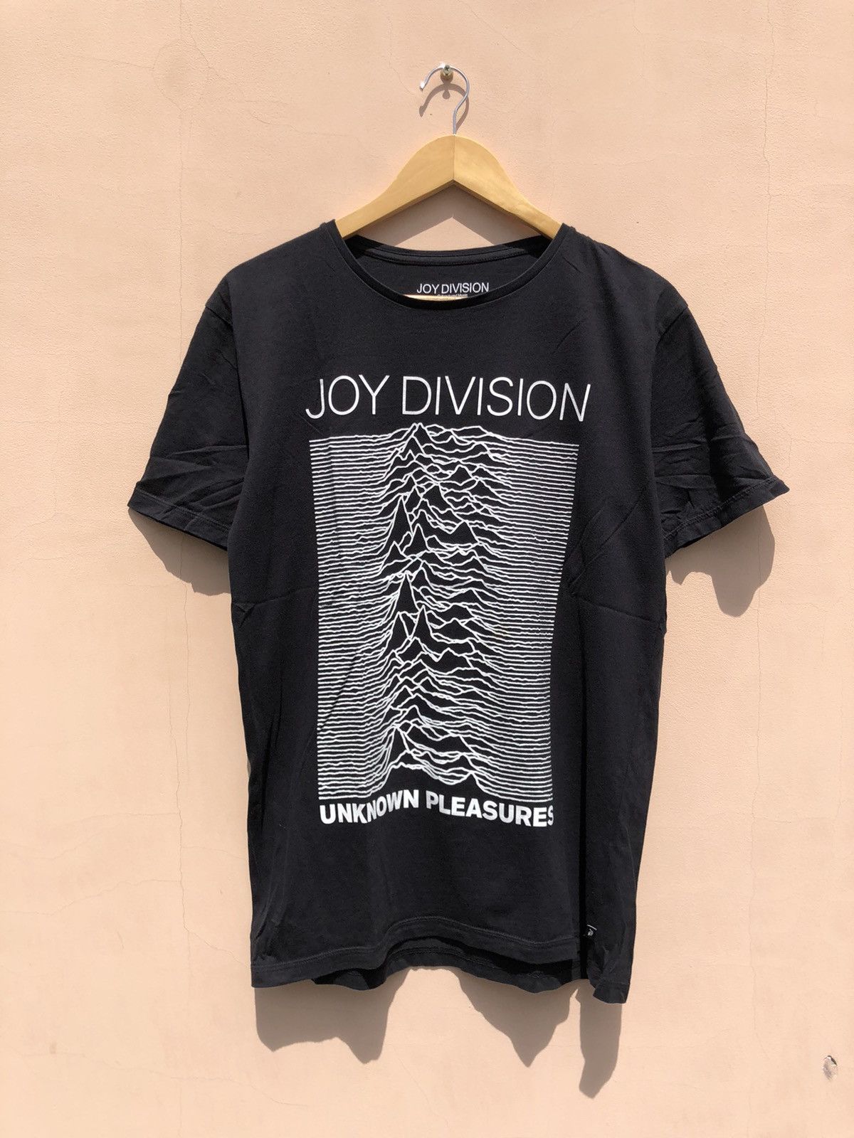 Joy Division Quiksilver Band Tee New Order Sex Pistols Hoodie, Sweatshirt | FlexRushtees.com