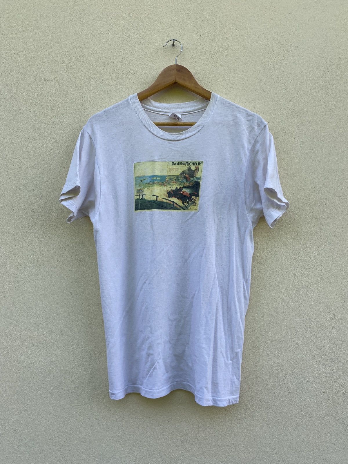 Vintage 80s Michelin Photographer Photoprint Usa T-Shirts, Hoodie, Sweatshirt | FlexRushtees.com
