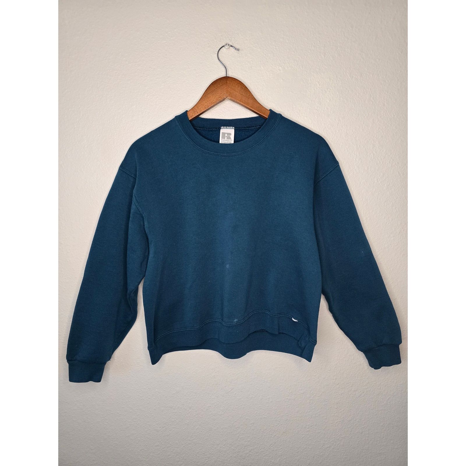 Vintage Blank Sweatshirt Russel Medium Blue Sweater 1990s