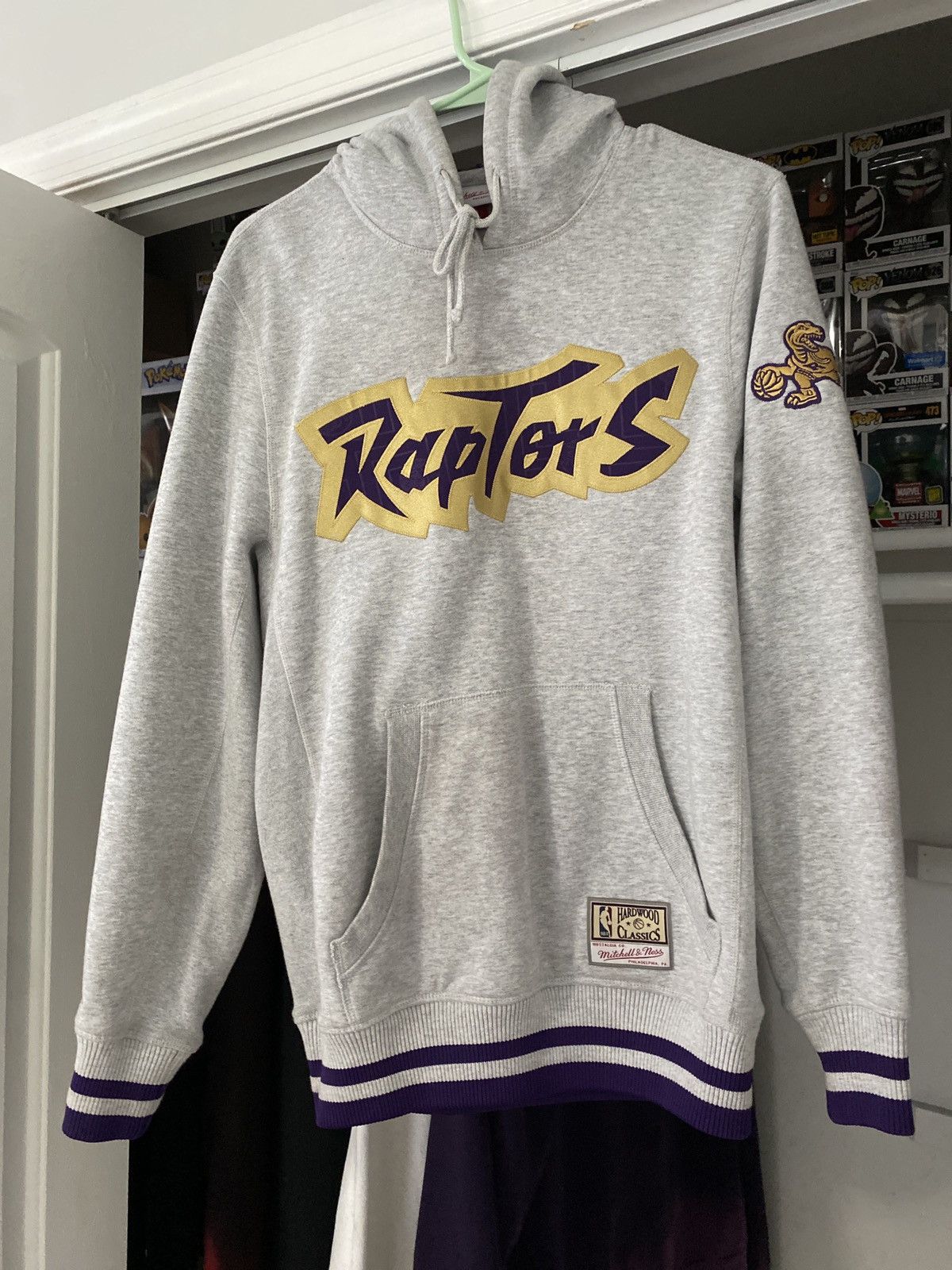 Mitchell Ness Toronto Raptor Mitchell Ness Hoodie