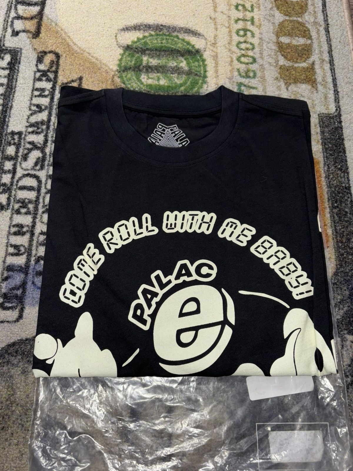 Palace Mdmazing T Shirt Black 2016 Rare Item Hoodie, Sweatshirt | FlexRushtees.com