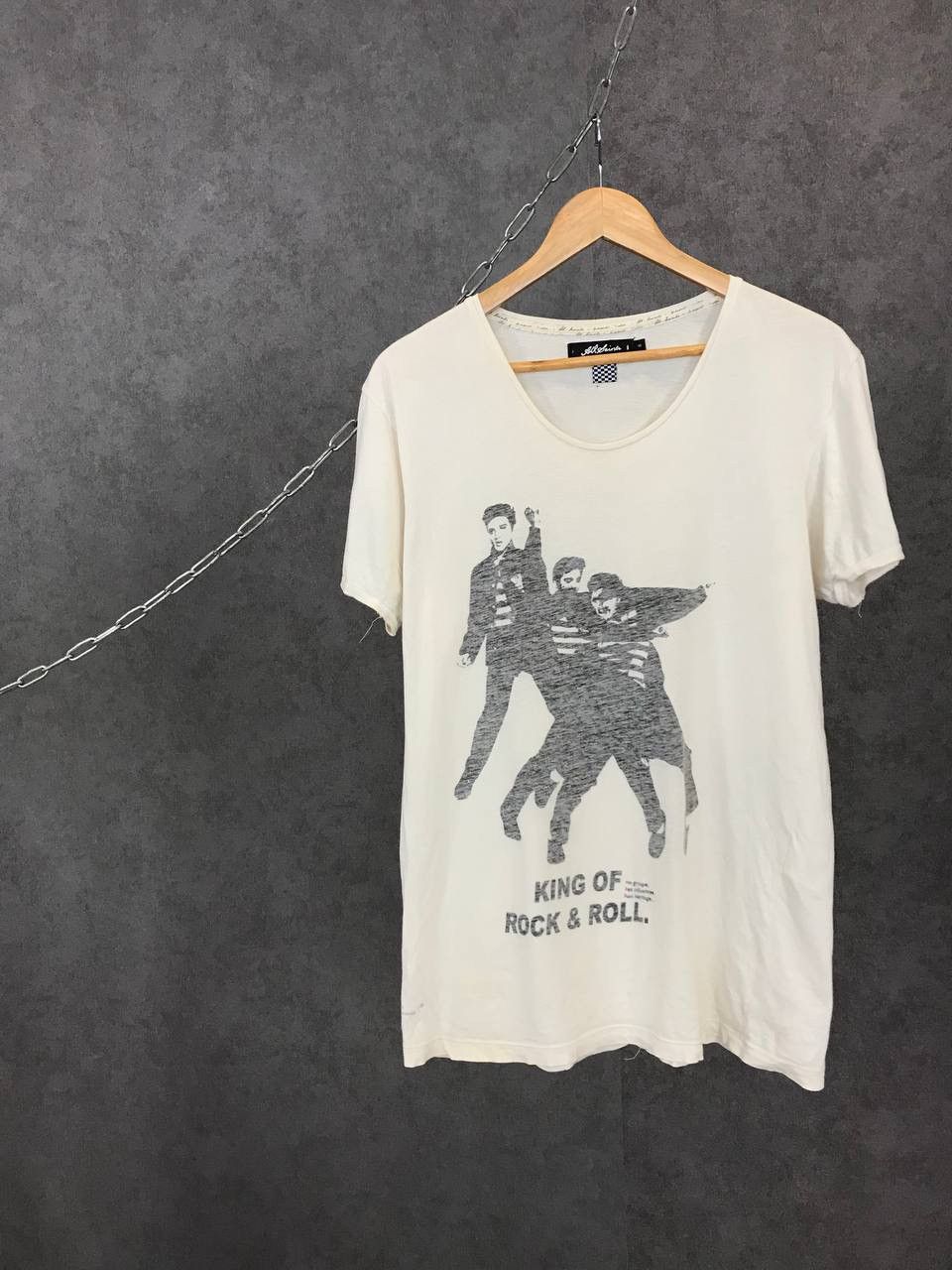 Allsaints Elvis Presley Vintage Band Art Tee Hoodie, Sweatshirt | FlexRushtees.com