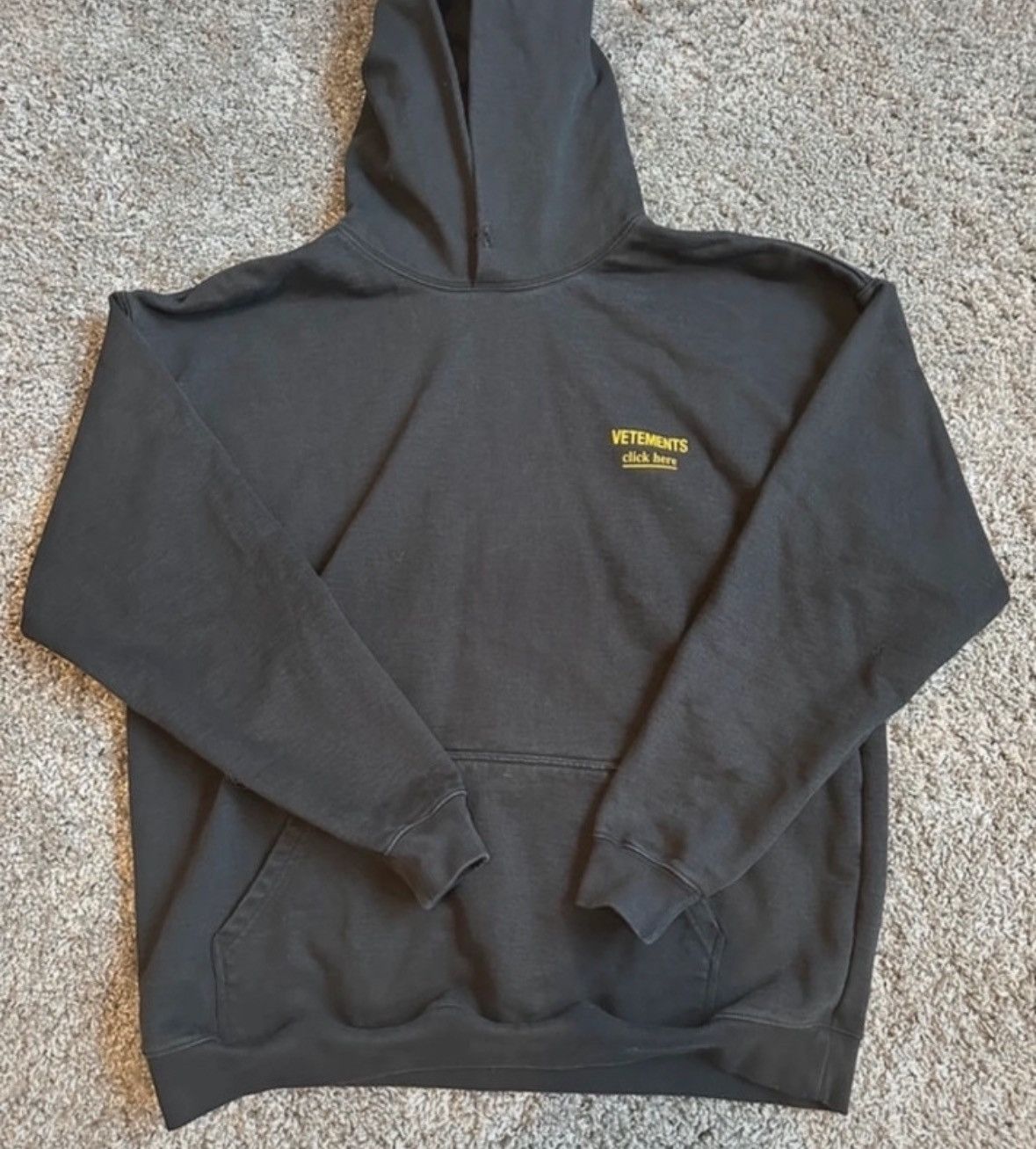Vetements Click Here Hoodie T-Shirts, Sweatshirt | FlexRushtees.com